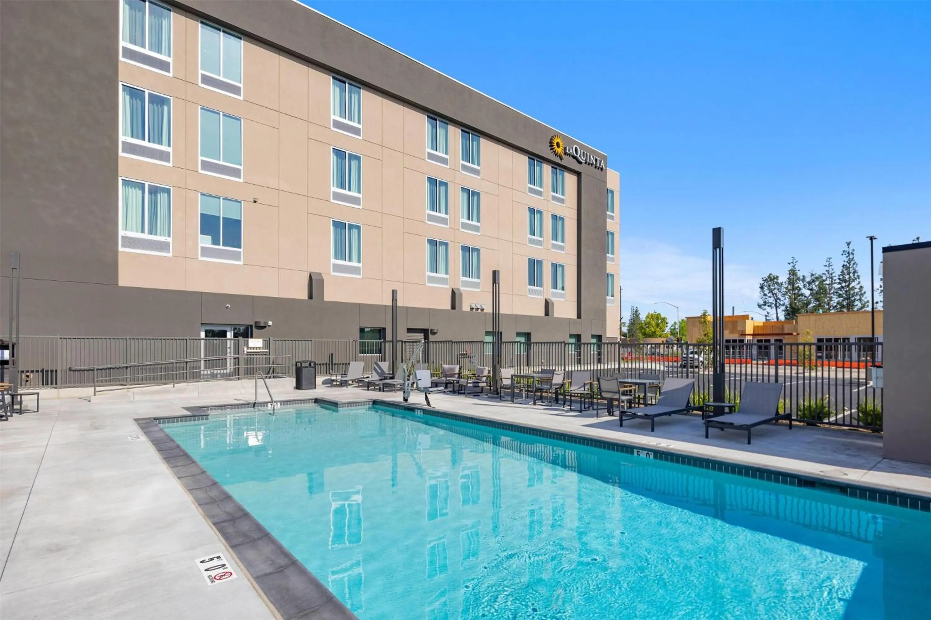Pool view in La Quinta Inn & Suites by Wyndham La Habra