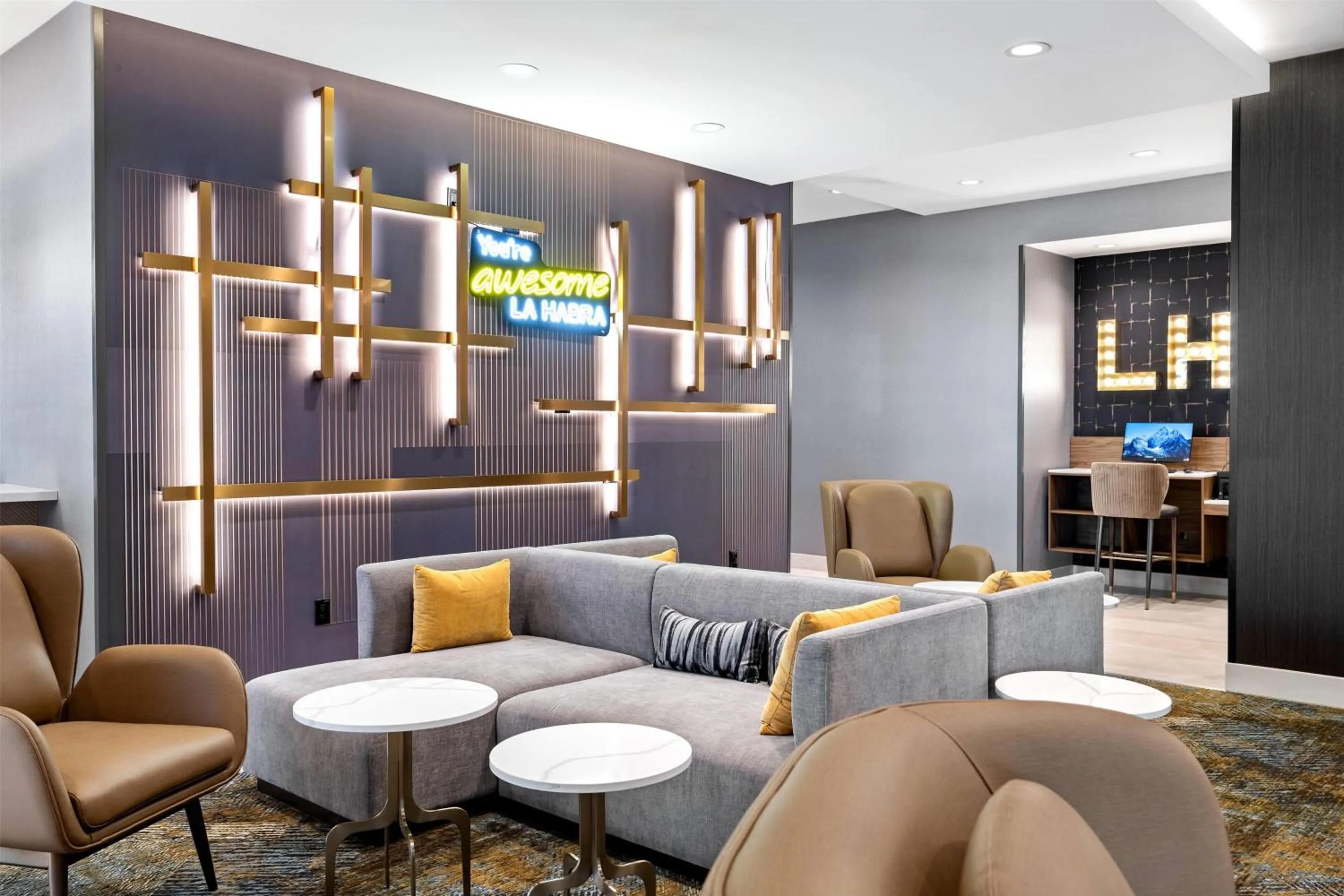 Lobby or reception in La Quinta Inn & Suites by Wyndham La Habra