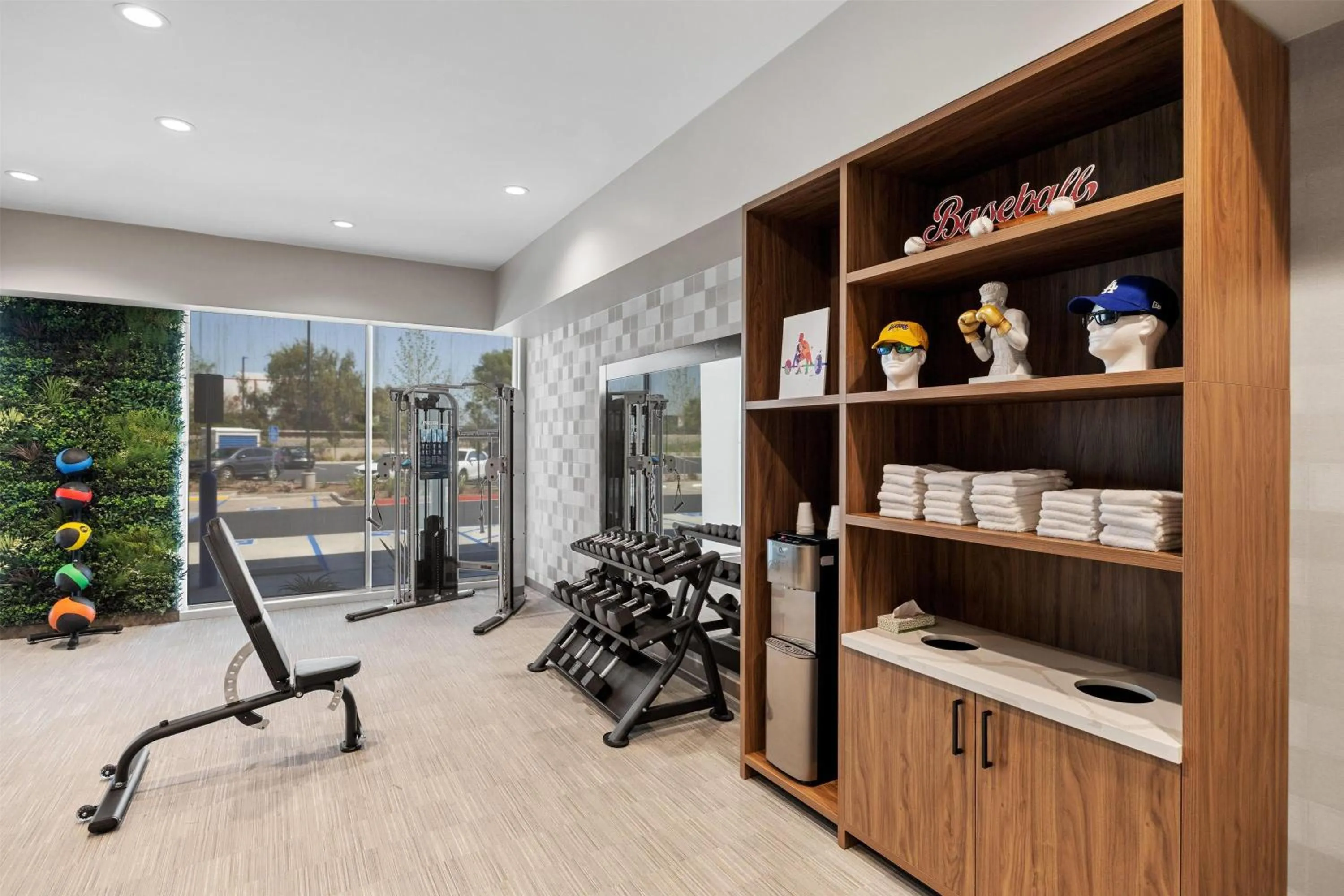 Fitness centre/facilities in La Quinta Inn & Suites by Wyndham La Habra
