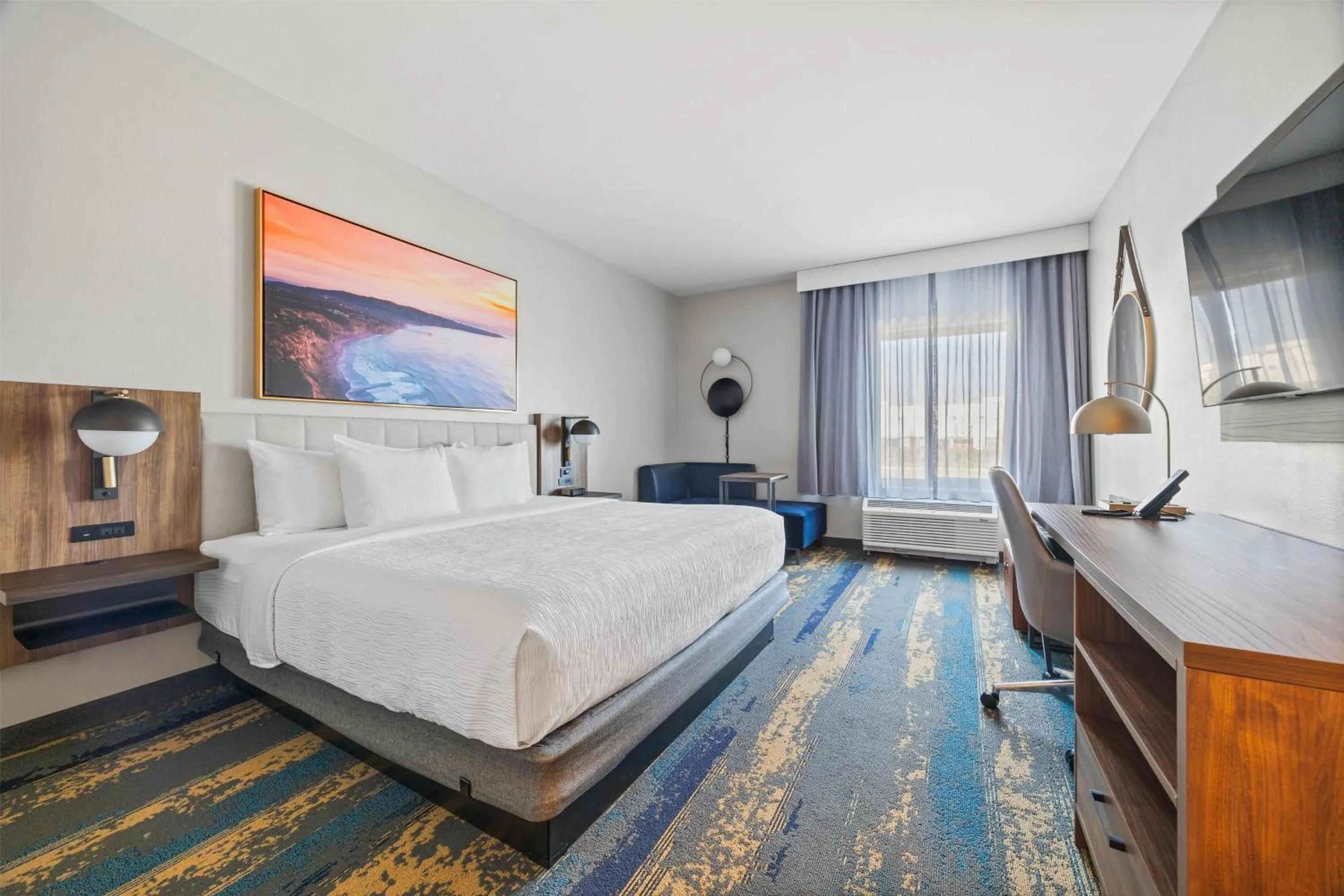 La Quinta Inn & Suites by Wyndham La Habra