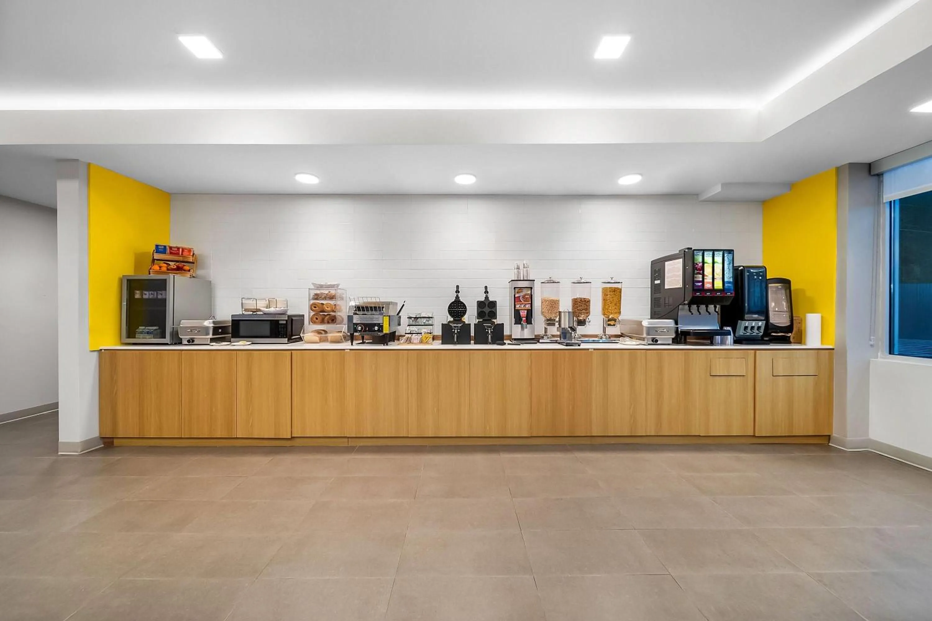 Property building in Microtel Inn & Suites by Wyndham Prattville Montgomery