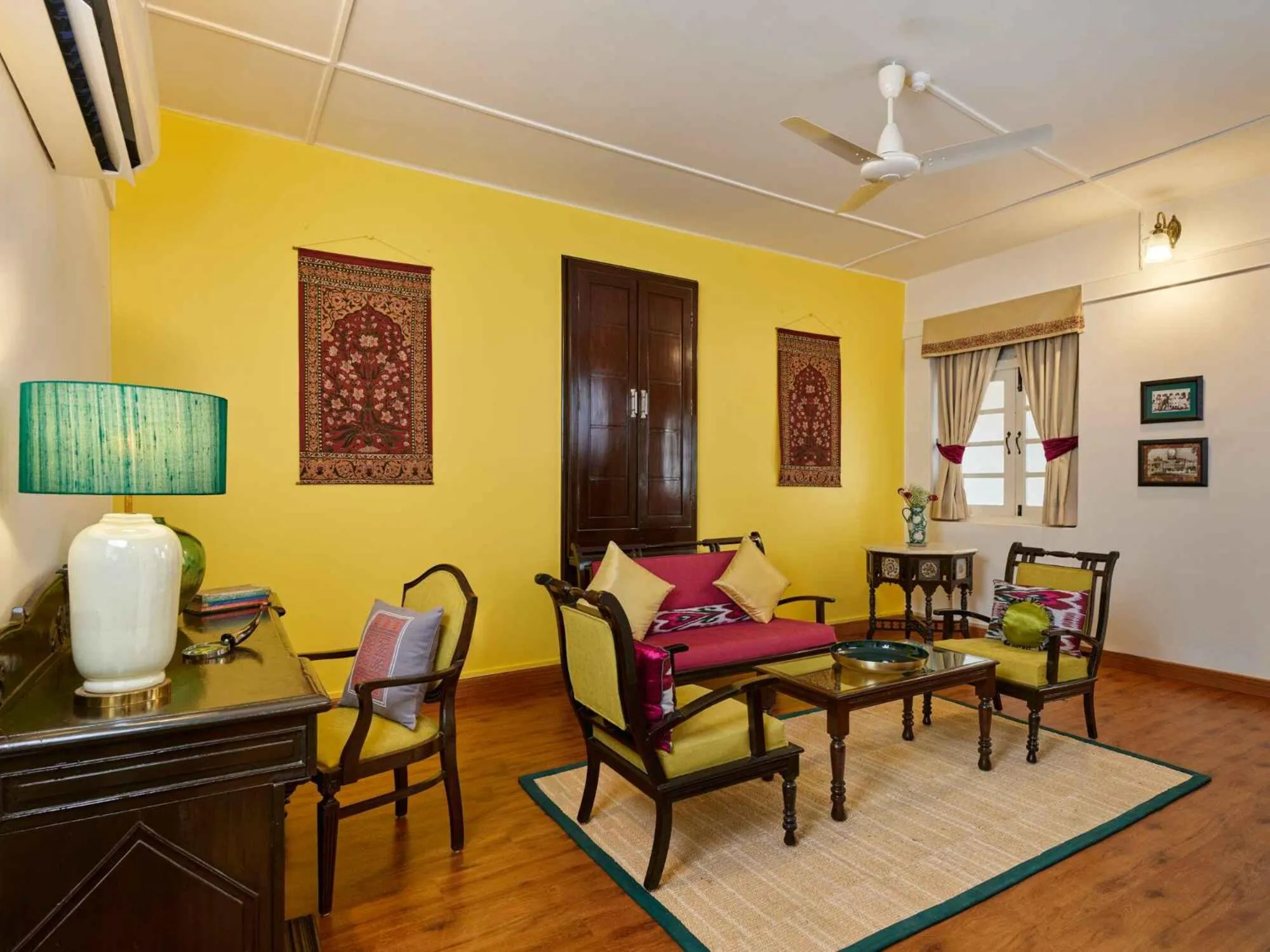 Living room in juSTa Diwans Bungalow