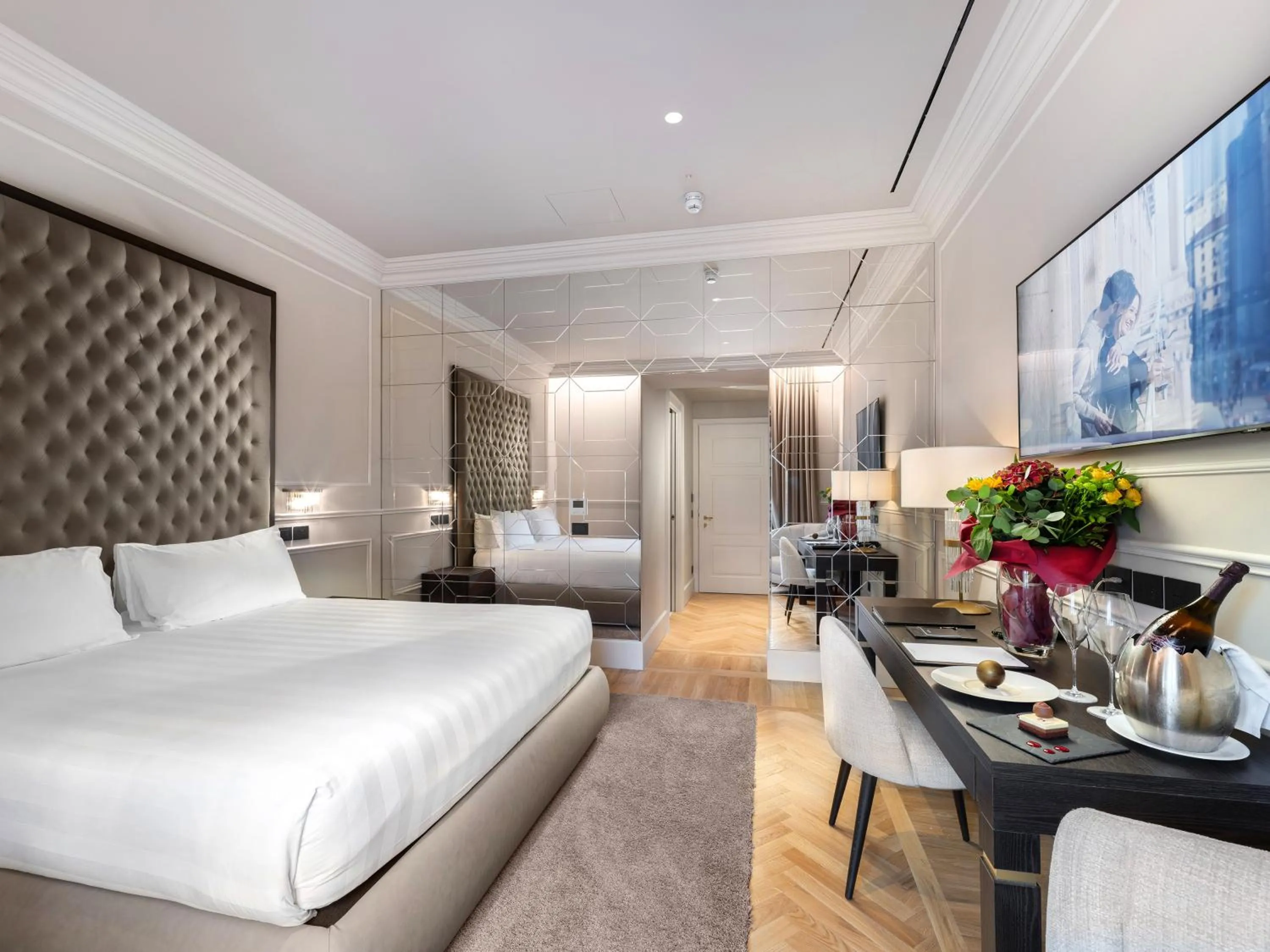 Bedroom, Bed in The Glamore Milano Duomo