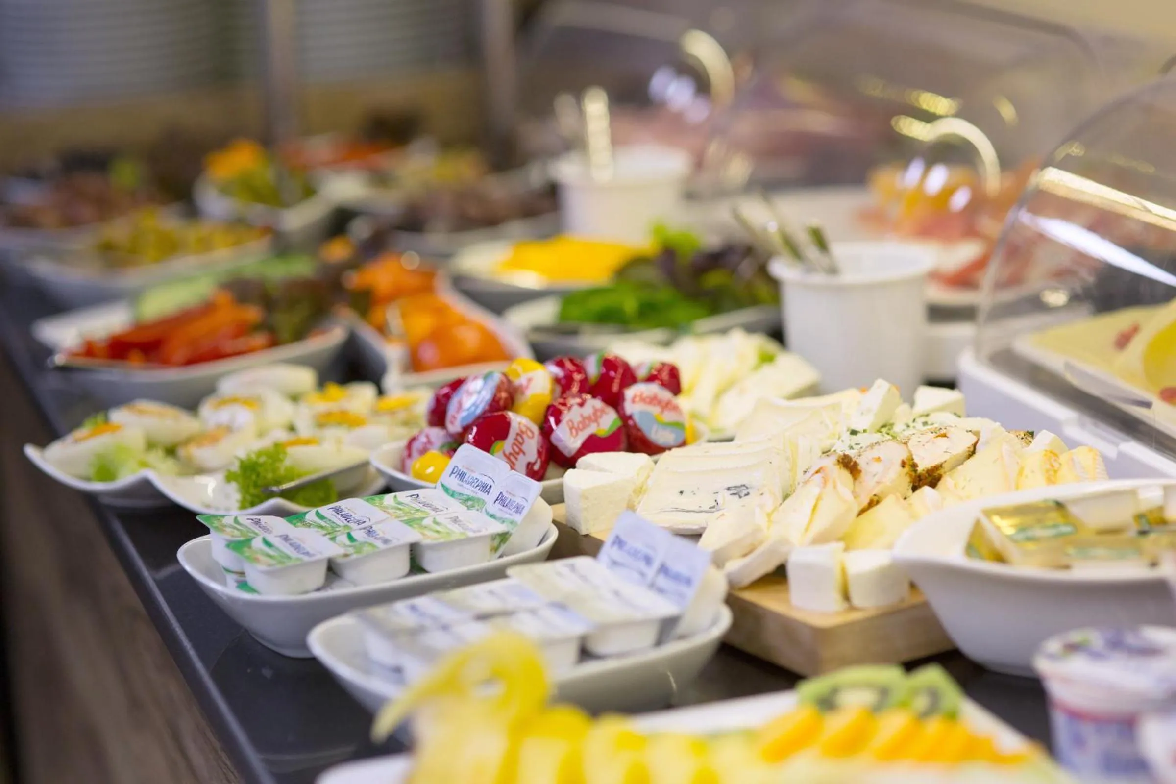 Buffet breakfast in CityHotel am McKeePlatz