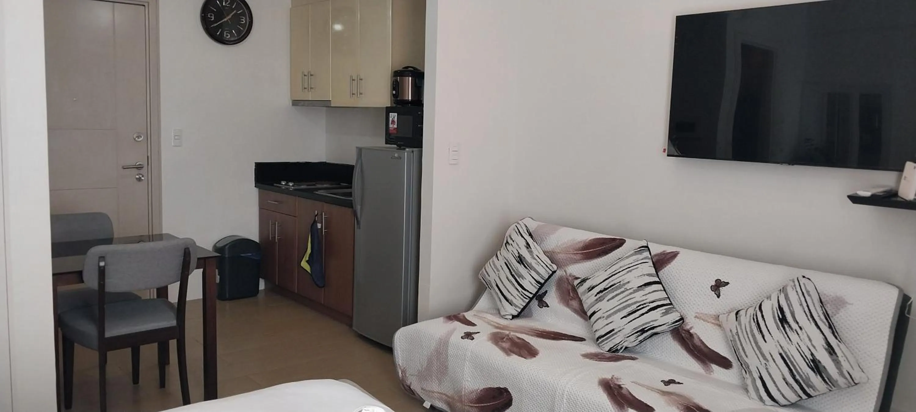 Bed in 150 Newport Blvd Condotel near T3 by Alps