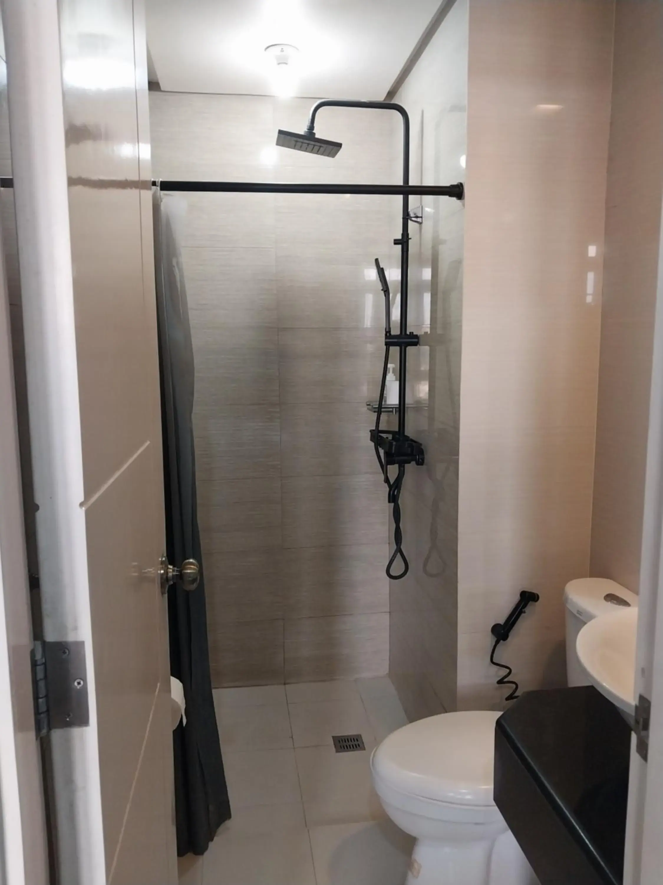 150 Newport Blvd Condotel near T3 by Alps 150 Newport Blvd Condotel near T3 by Alps