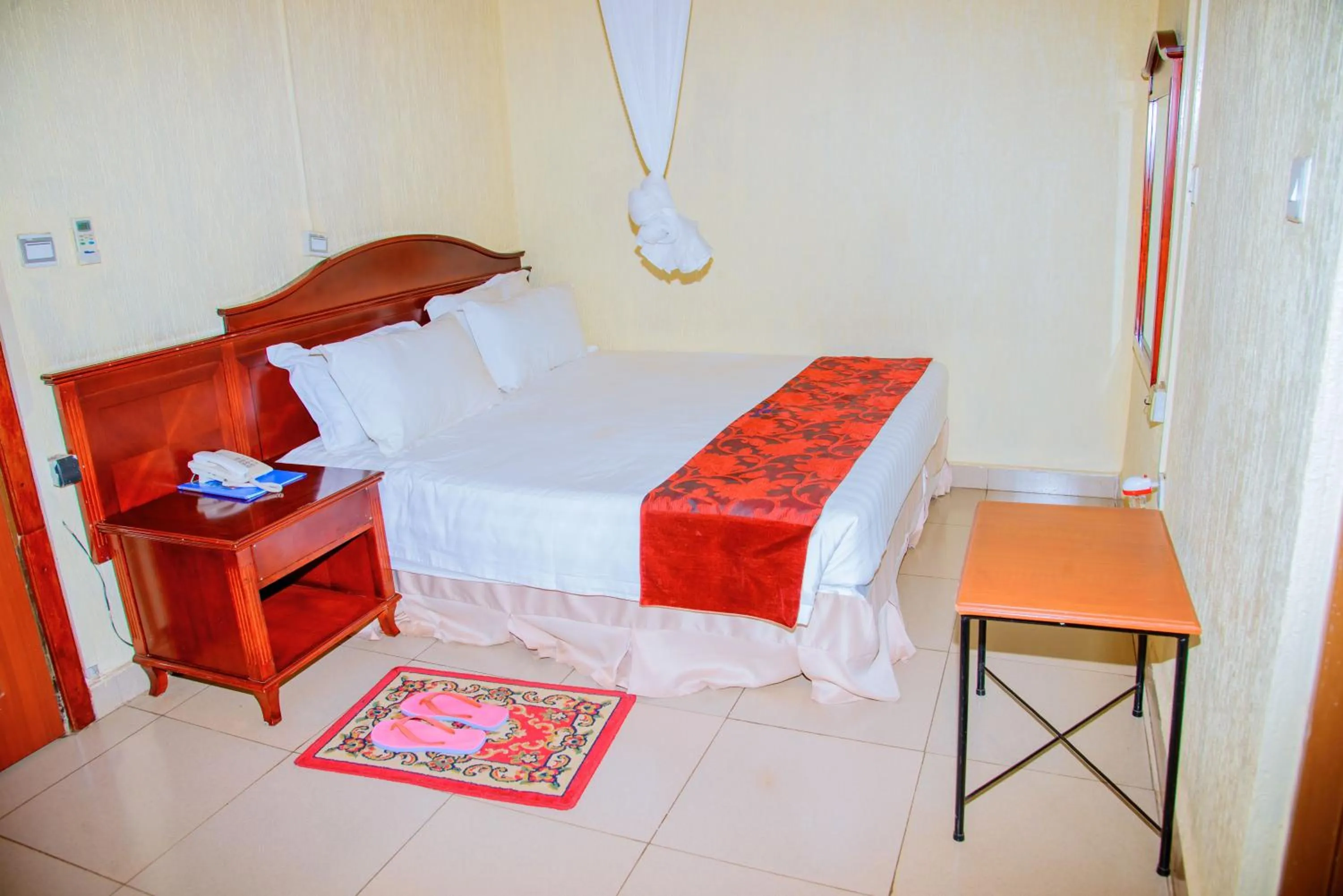 Bed in Kigali diplomat Hotel