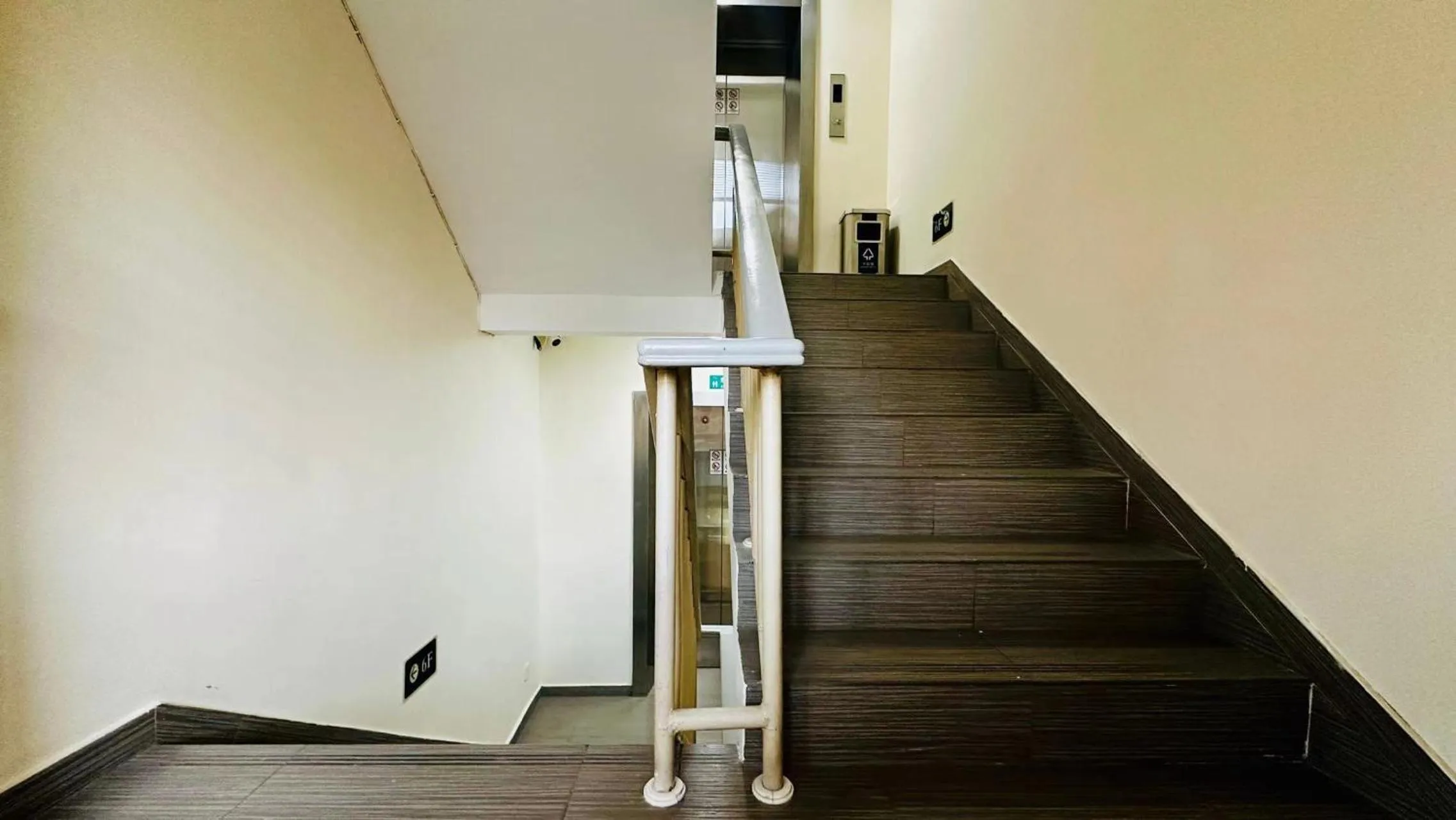 Shanghai Zhongan Hotel Xizang North Road Subway Station Branch