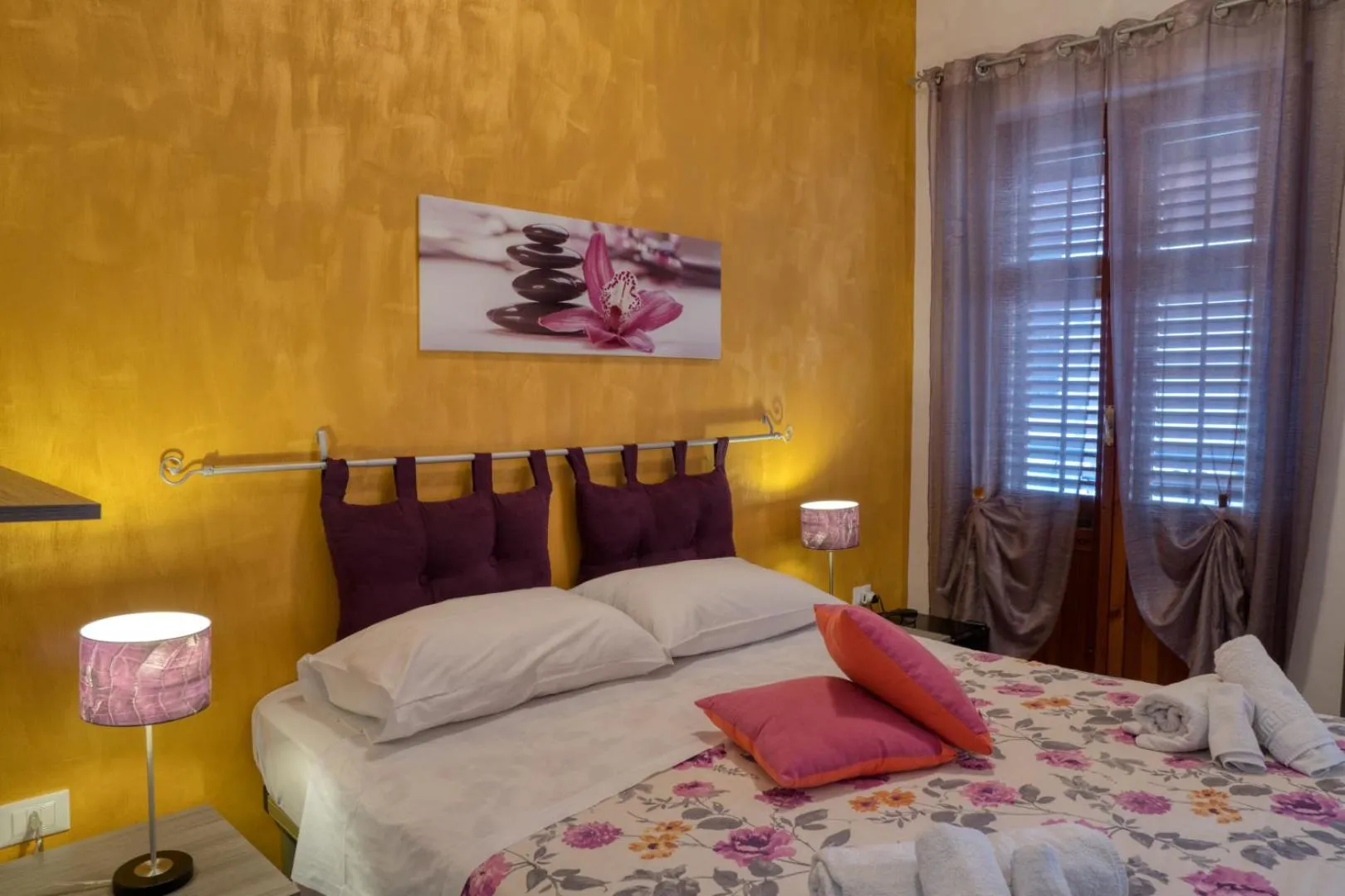 Bedroom in Daphne B&B