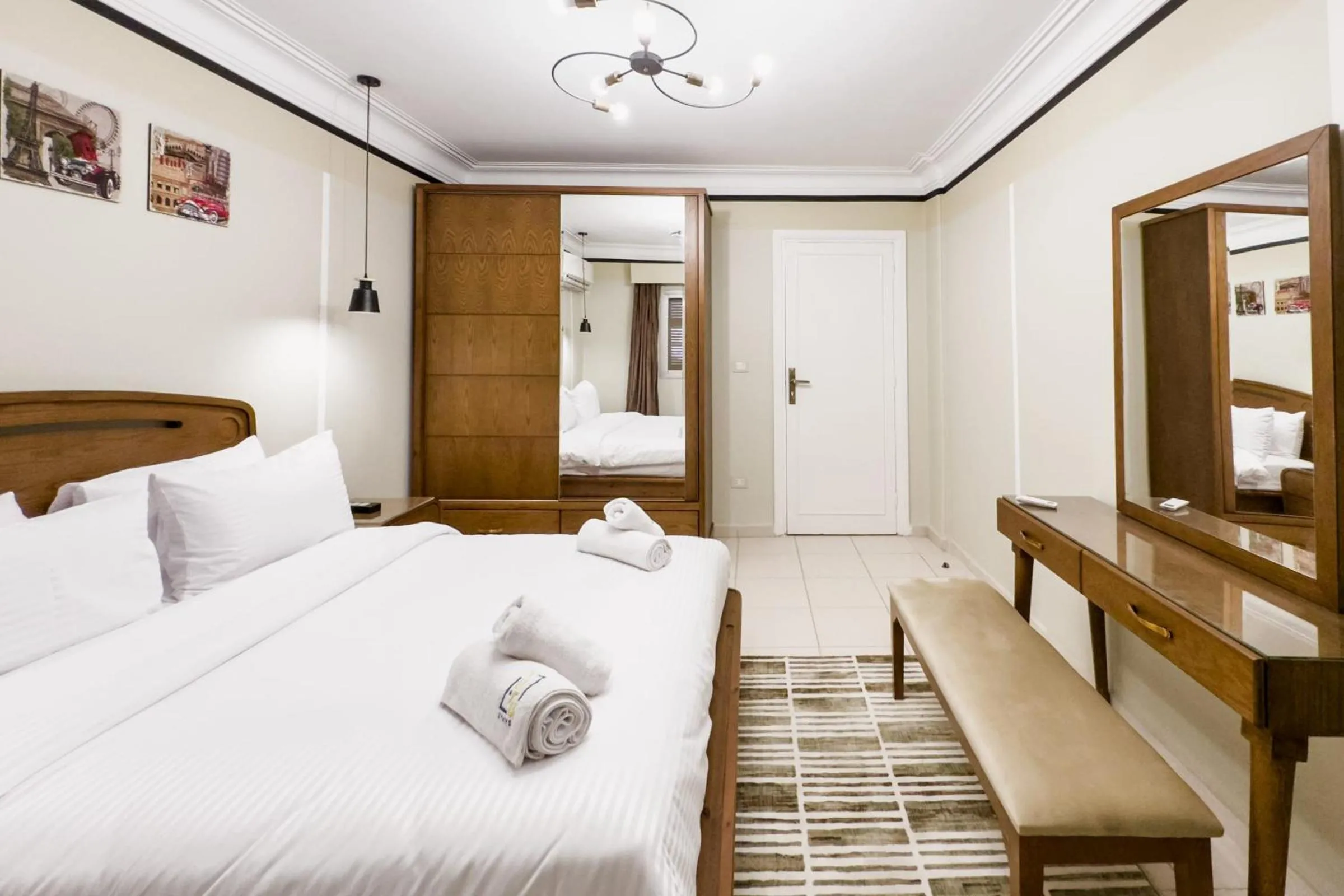 The Hospitable 2BDR Apt 5 min from CAI Airport