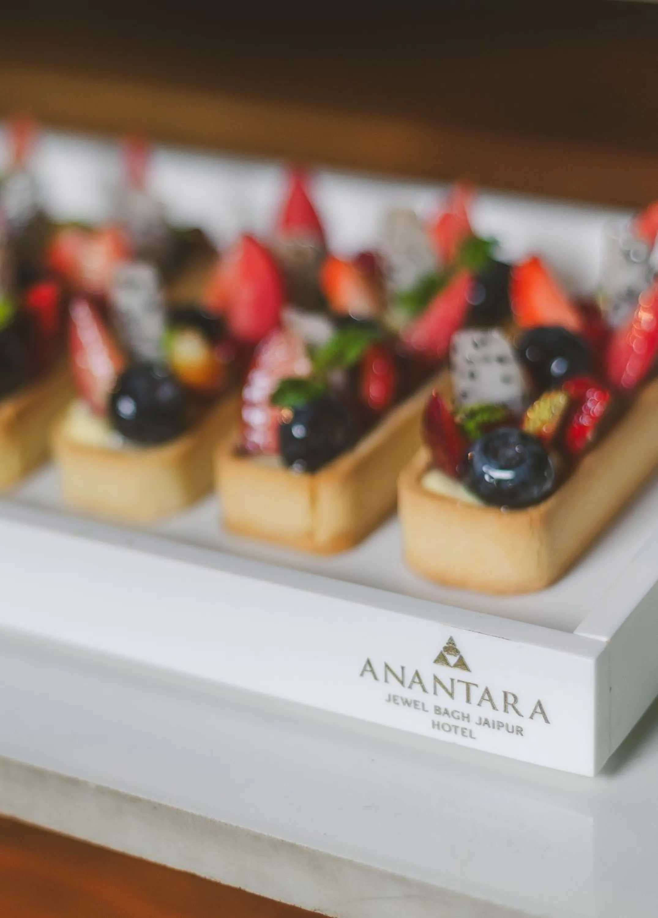 Restaurant/places to eat in Anantara Jewel Bagh Jaipur