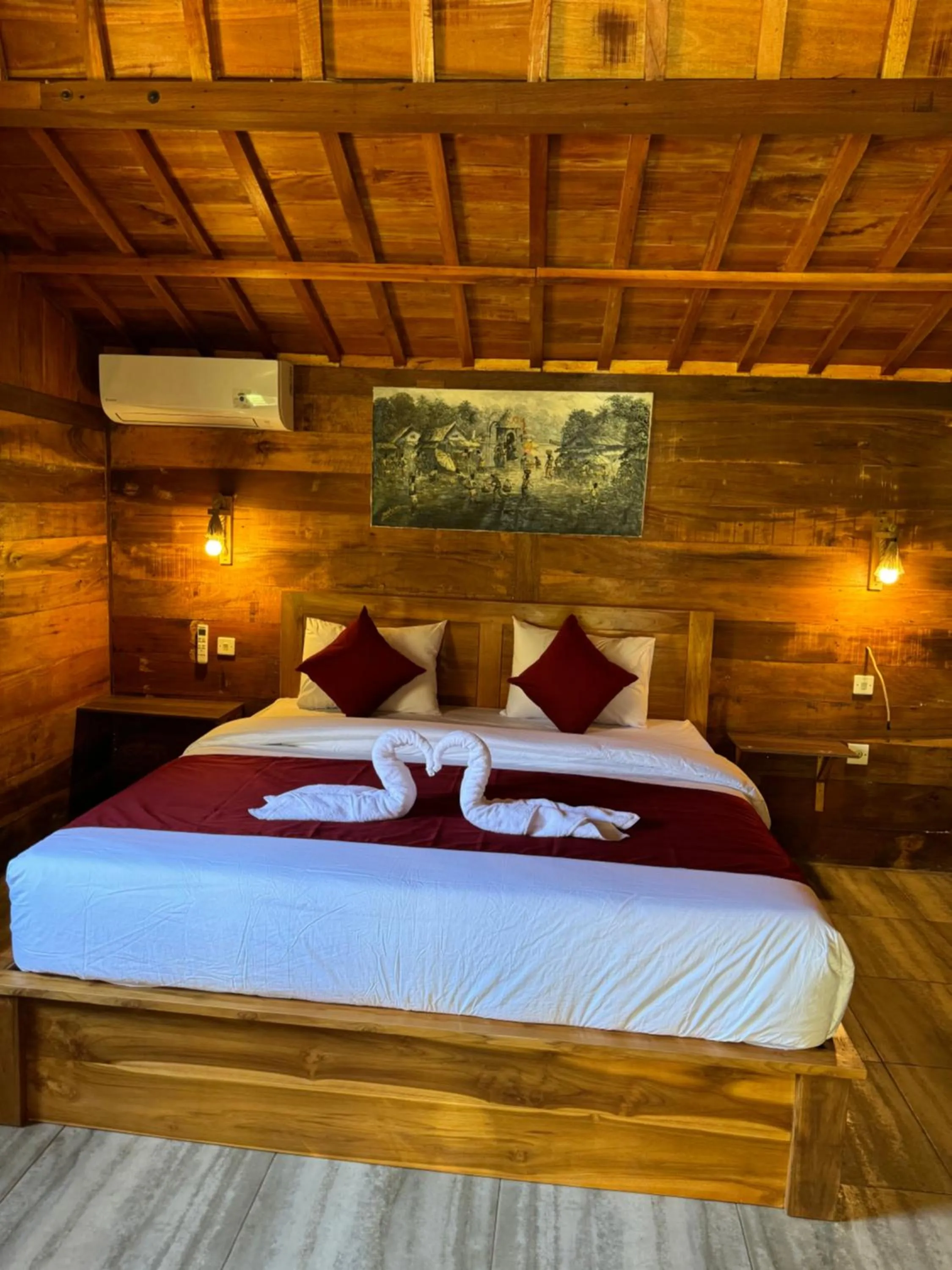 Photo of the whole room, Bed in Oemah Kangin Homestay