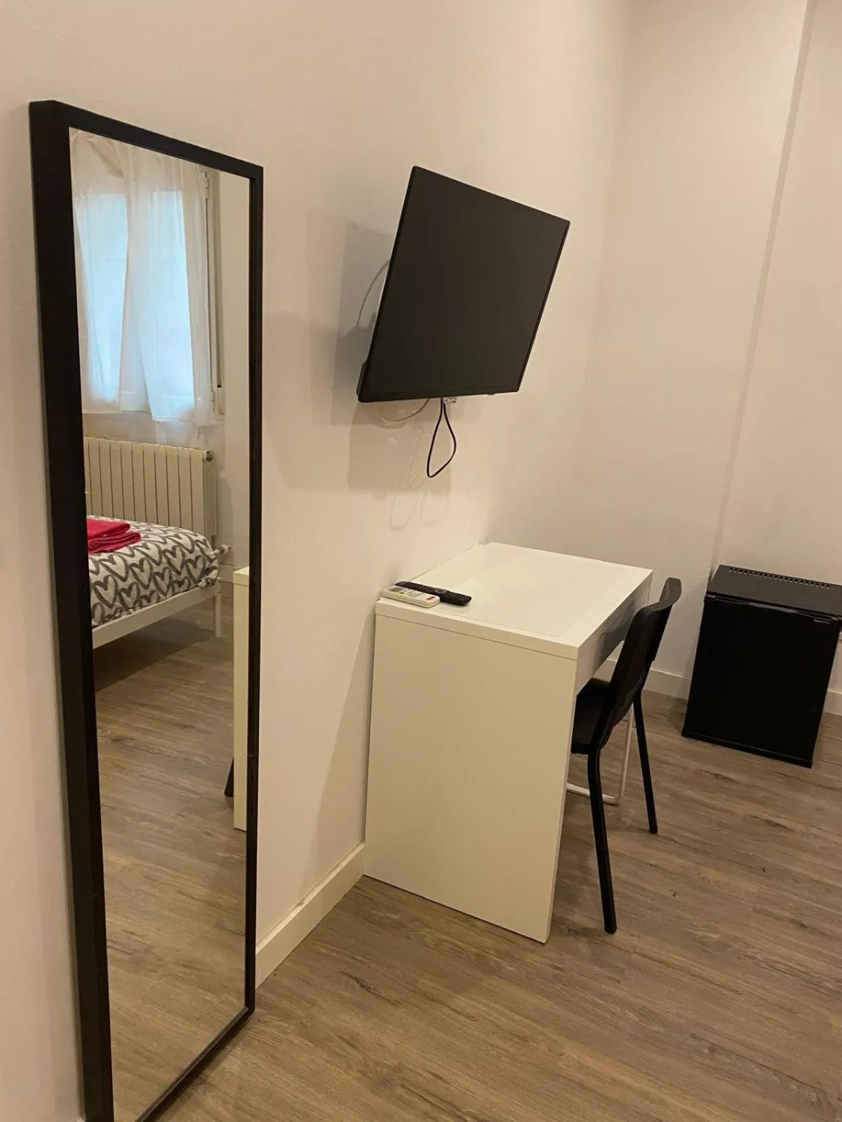 TV and multimedia, Bed in Hostal Goyal Pizarro