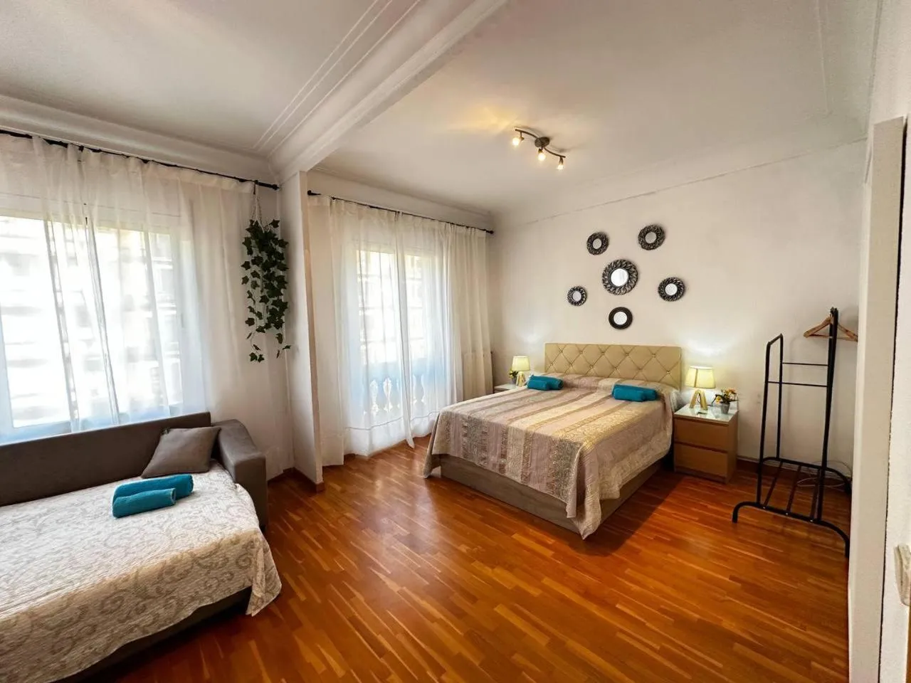 Triple Room with Shared Bathroom in Habitaciones acogedoras en Aragón