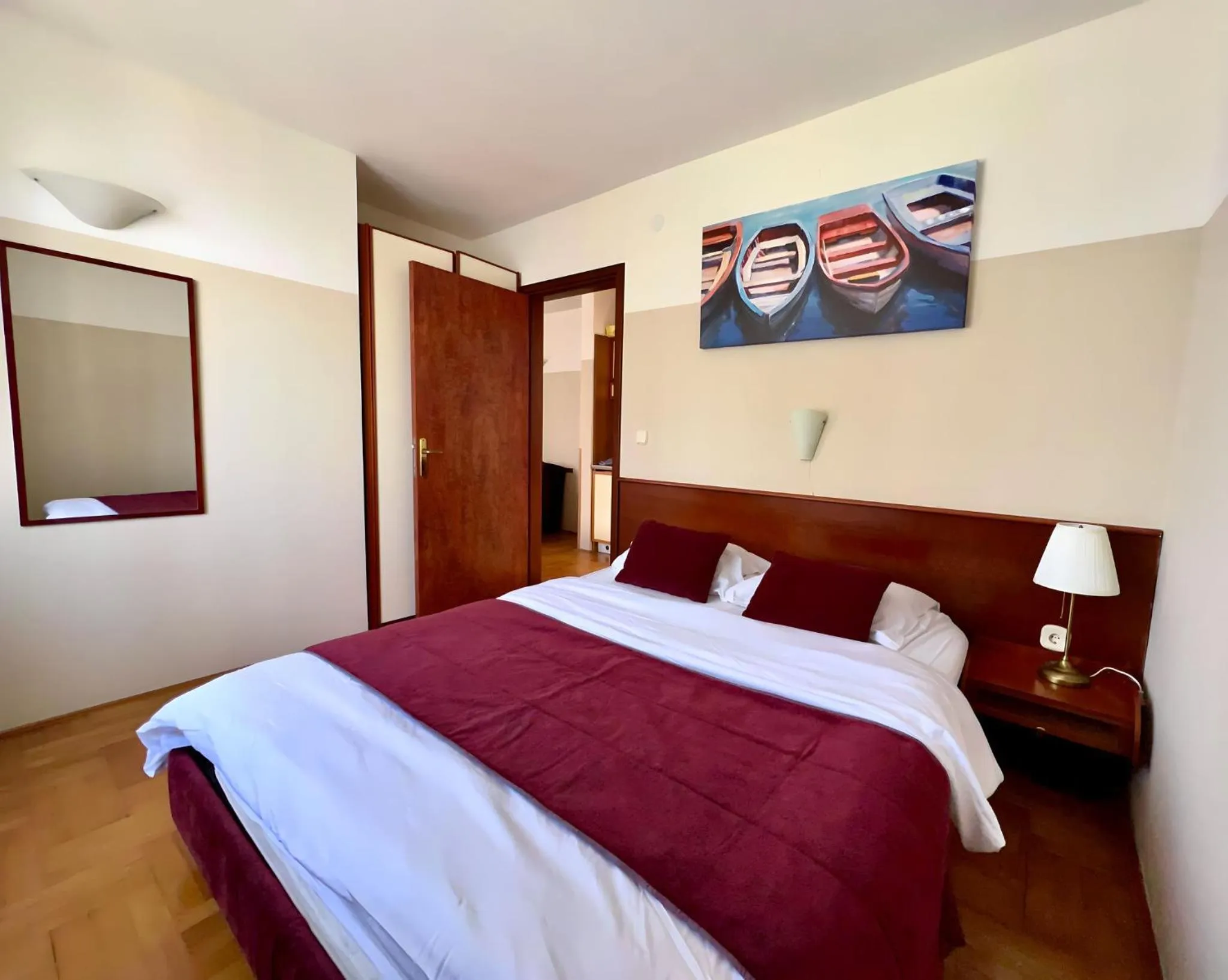 Bed in Villa Valdepian Apartments