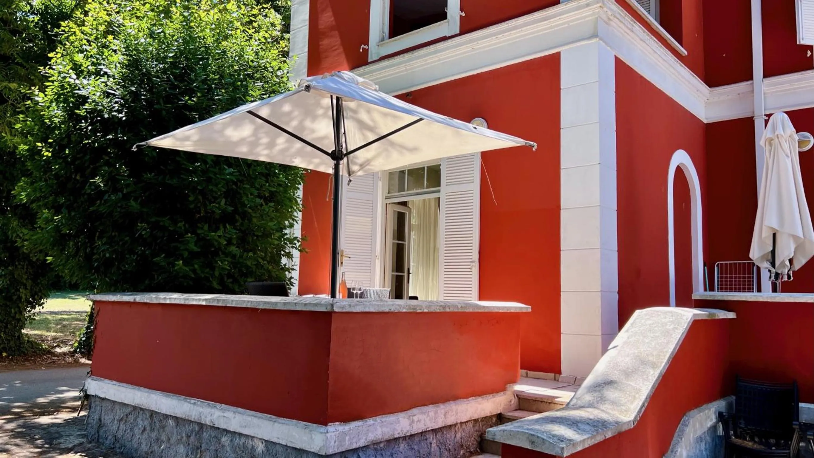 Garden in Villa Valdepian Apartments