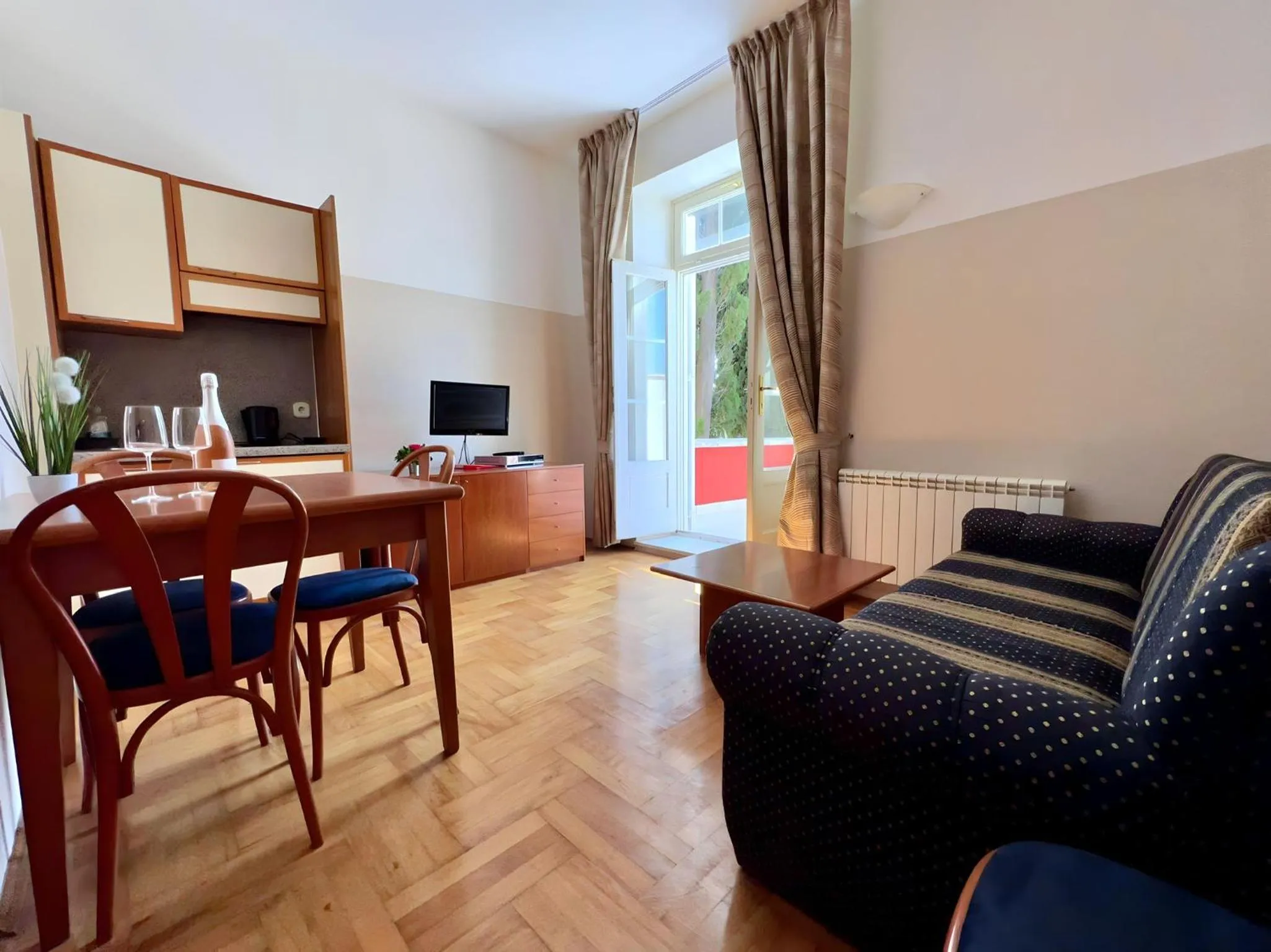 Seating area in Villa Valdepian Apartments