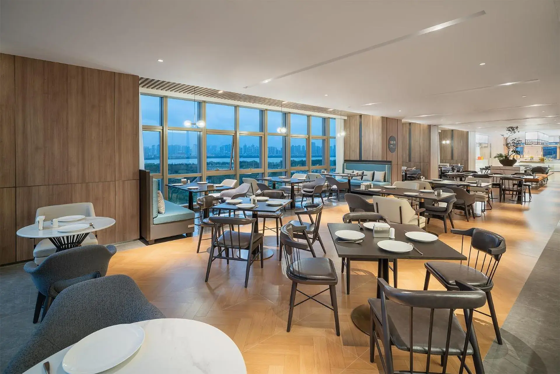 Restaurant/places to eat in Holiday Inn Express Nanchang High-Tech Zone by IHG Restaurant/places to eat in Holiday Inn Express Nanchang High-Tech Zone by IHG