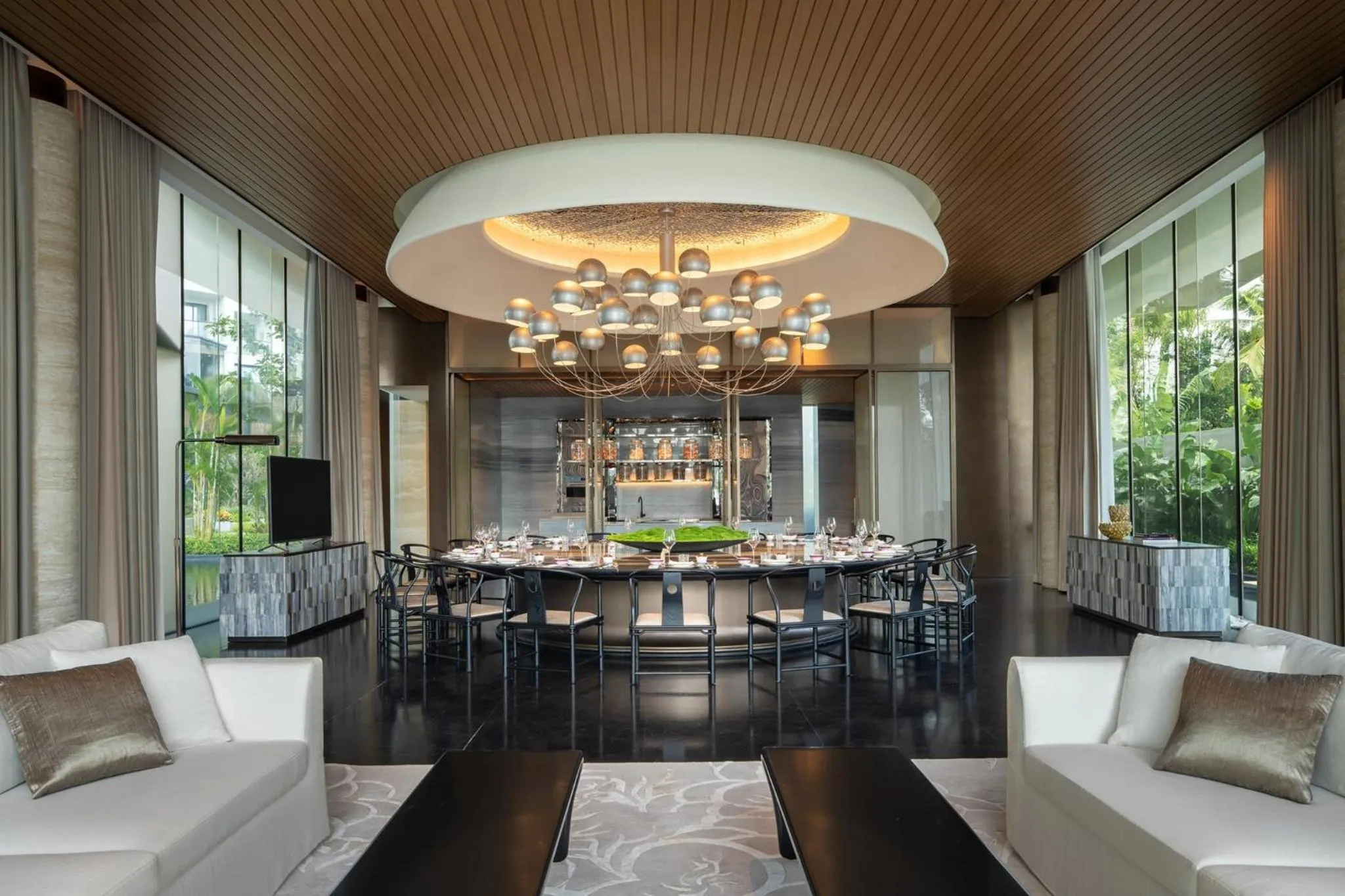 Restaurant/places to eat in Kimpton Aqeos Hainan by IHG