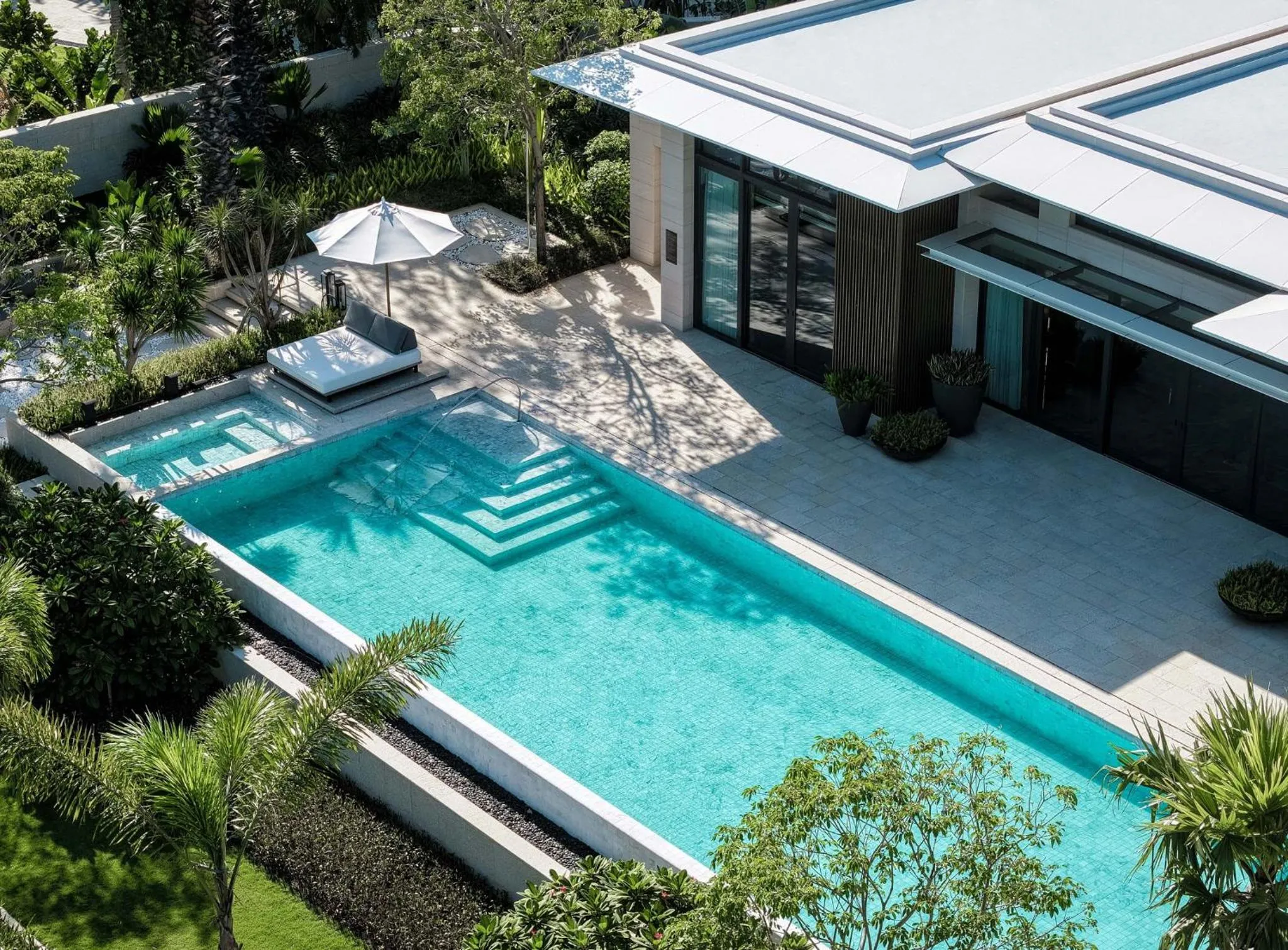 Photo of the whole room in Kimpton Aqeos Hainan by IHG