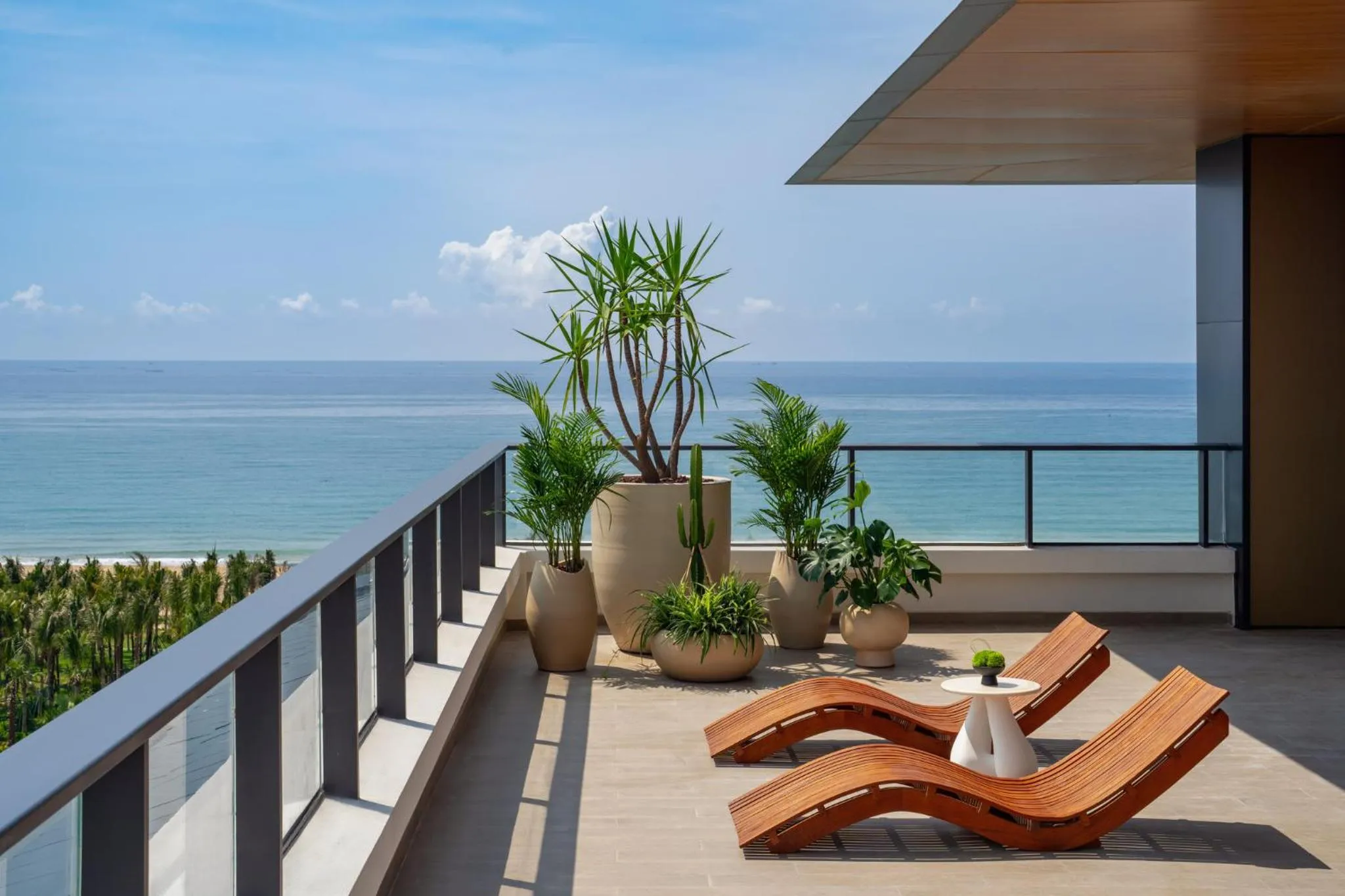 Photo of the whole room in Kimpton Aqeos Hainan by IHG