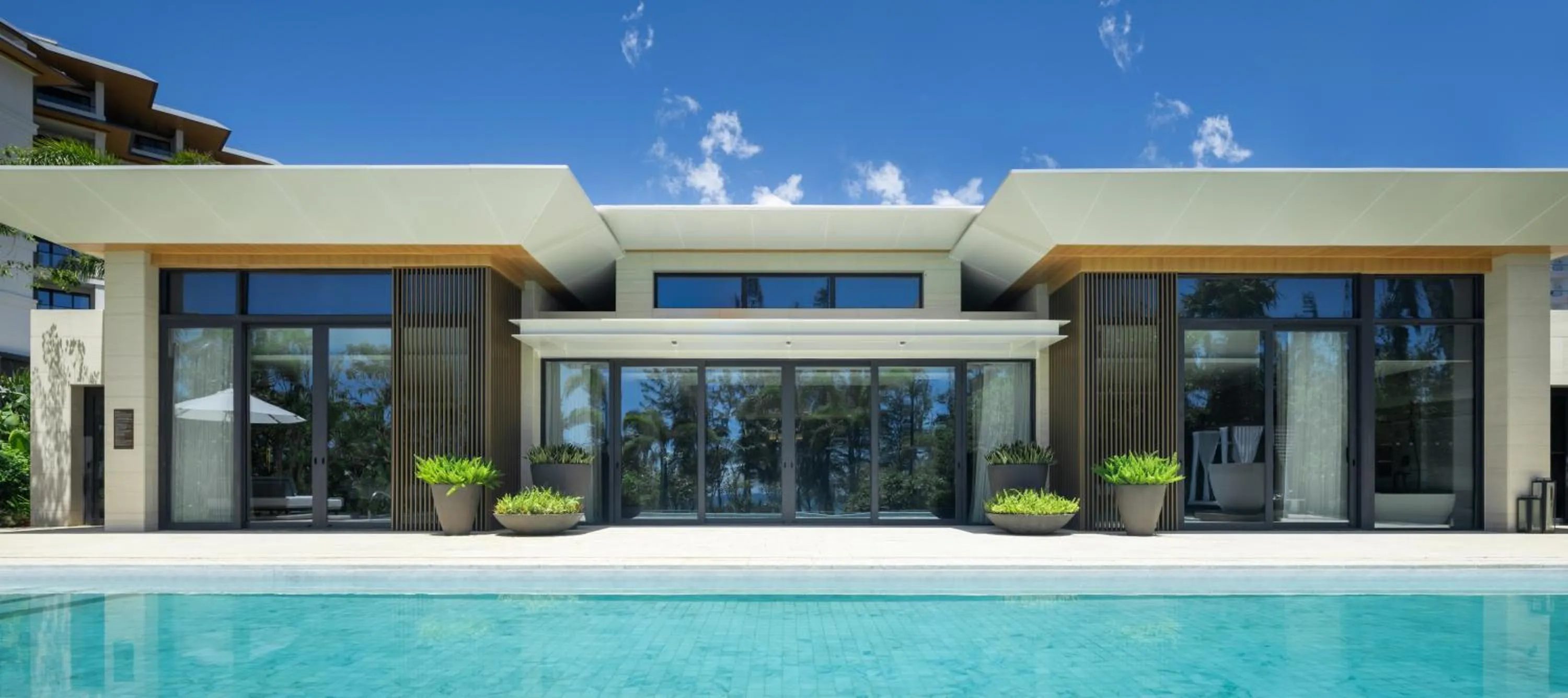 Photo of the whole room in Kimpton Aqeos Hainan by IHG