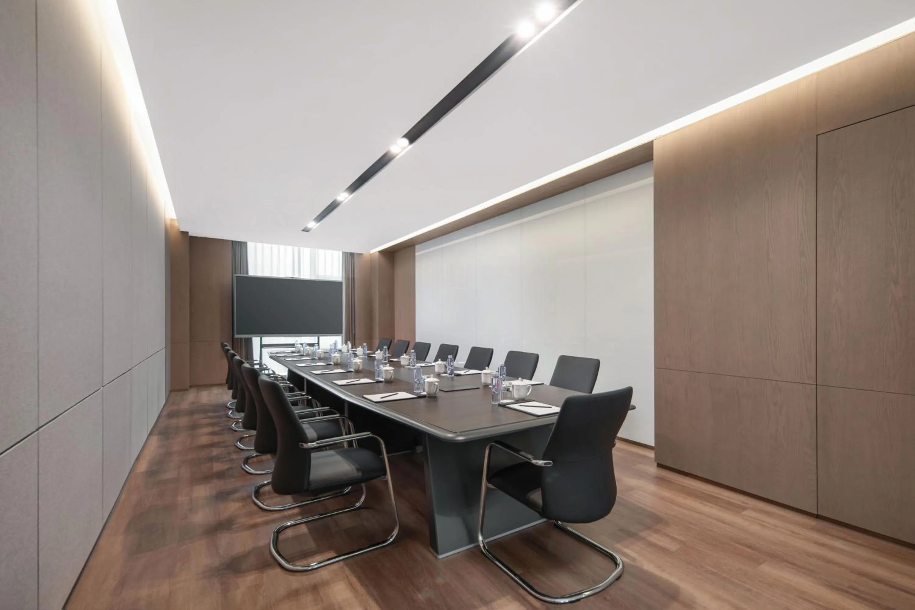 Meeting/conference room in Holiday Inn Express Wuxi Xishan by IHG