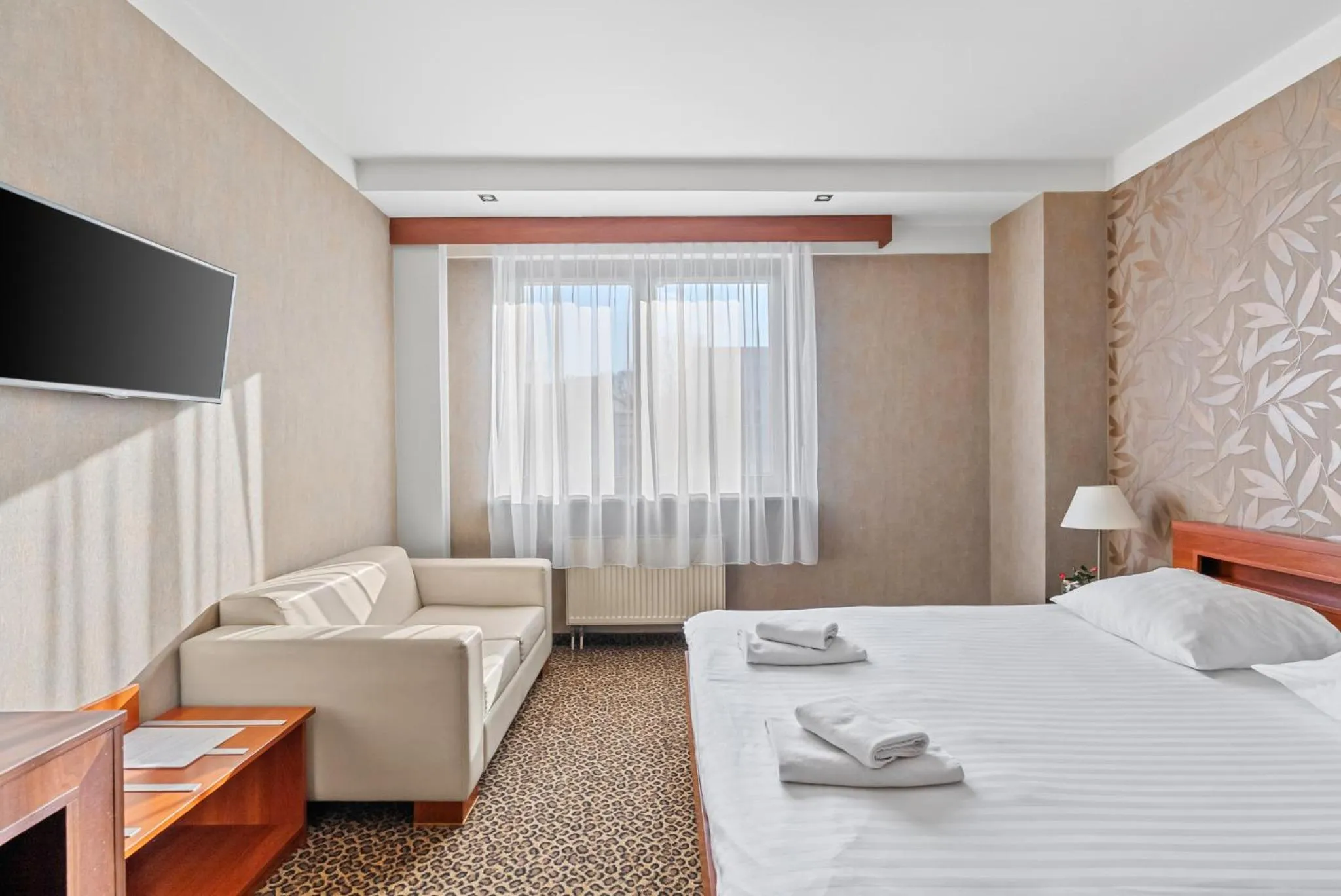 Bed in Hotel Diament Vacanza Katowice - Siemianowice