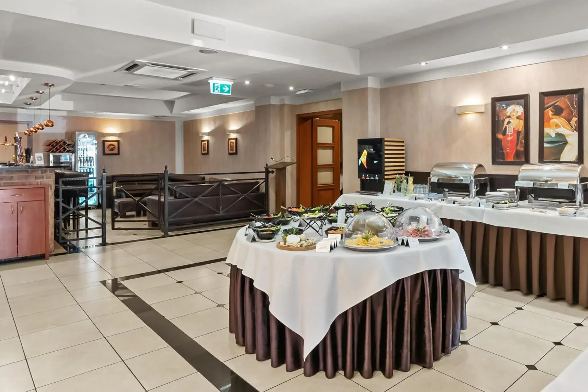 Restaurant/places to eat in Hotel Diament Vacanza Katowice - Siemianowice Restaurant/places to eat in Hotel Diament Vacanza Katowice - Siemianowice