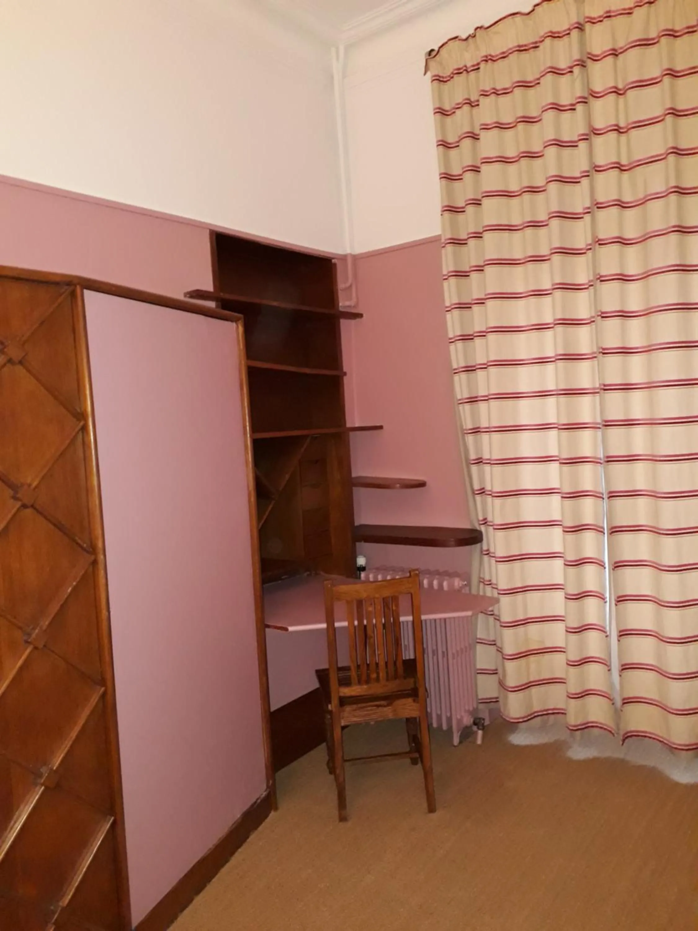 Bedroom in La Maison Bleue de Roubaix