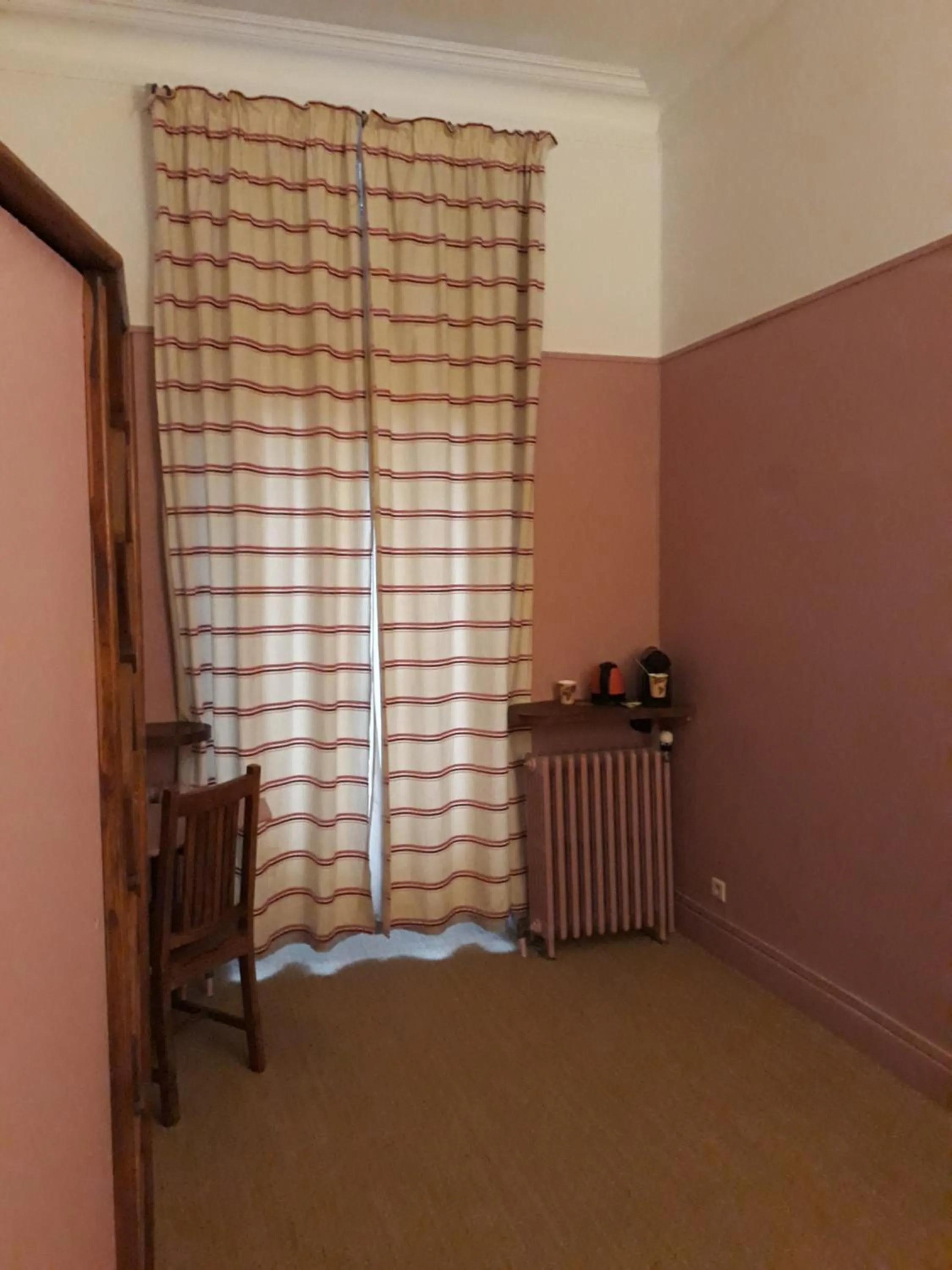 Coffee/tea facilities in La Maison Bleue de Roubaix