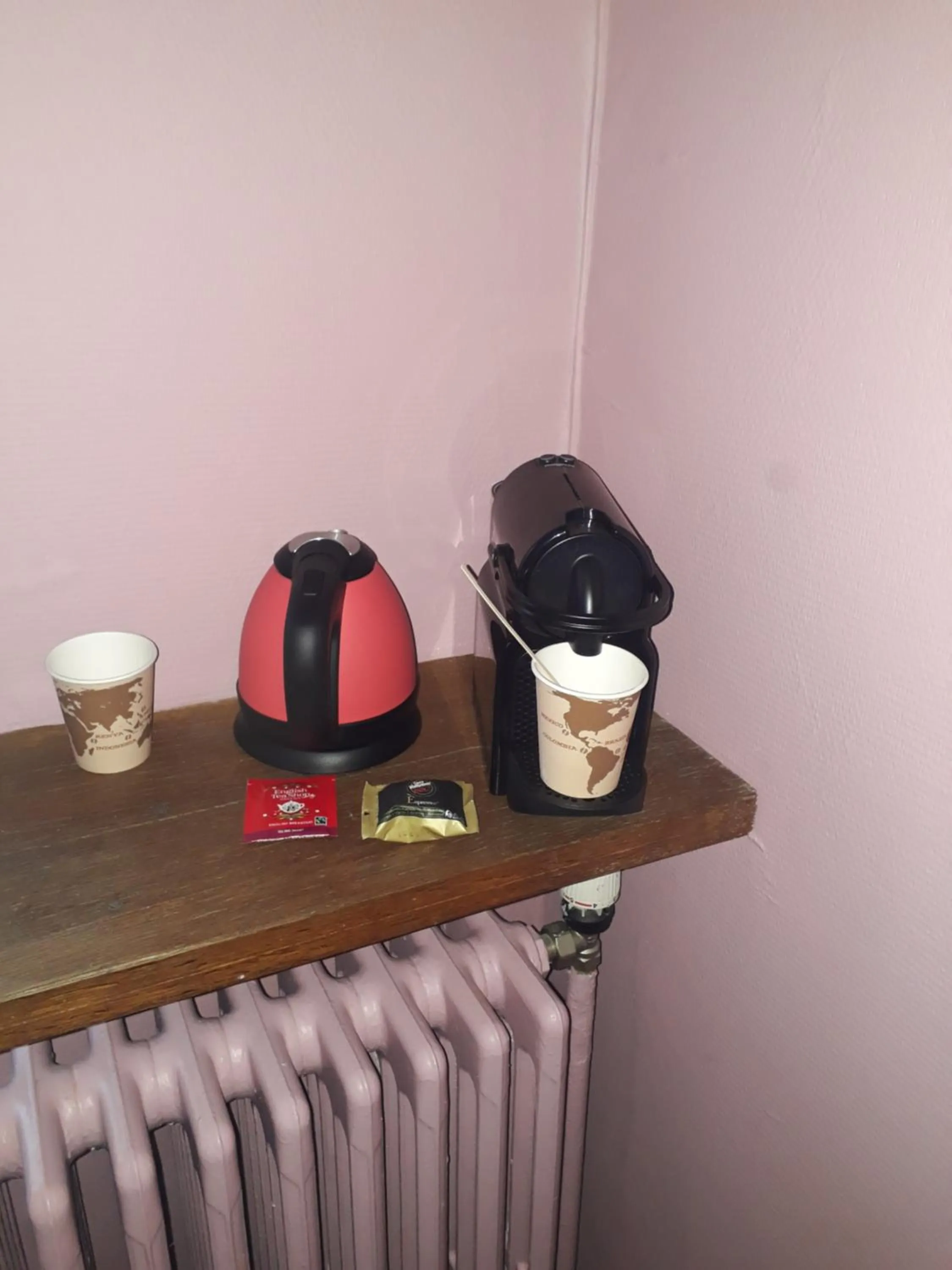 Coffee/tea facilities in La Maison Bleue de Roubaix