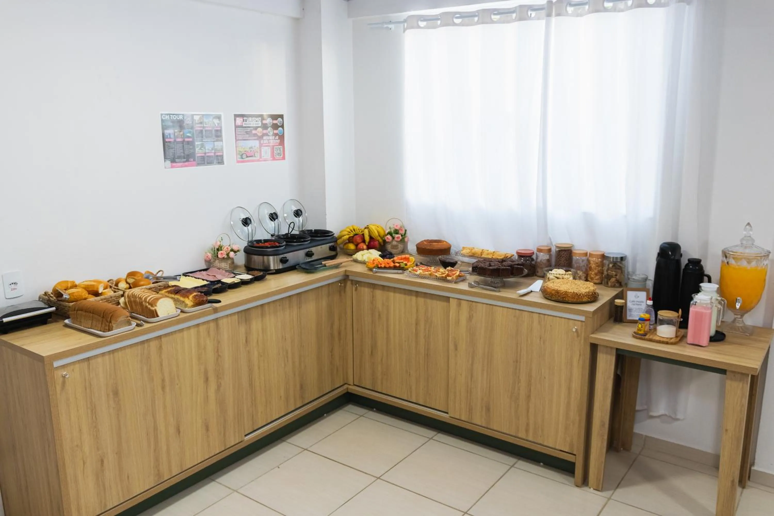 Breakfast in Pousada Paraná