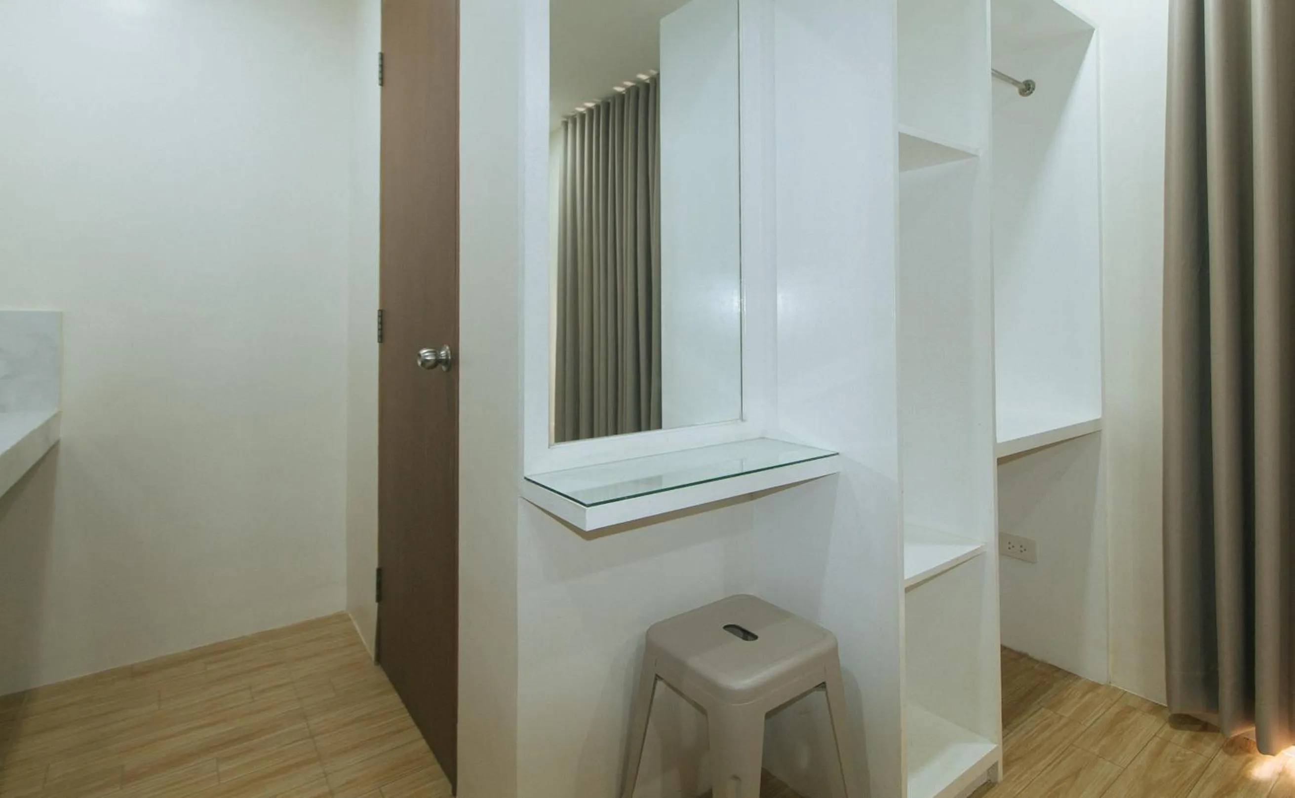 Bathroom in Avelida Homes by RedDoorz