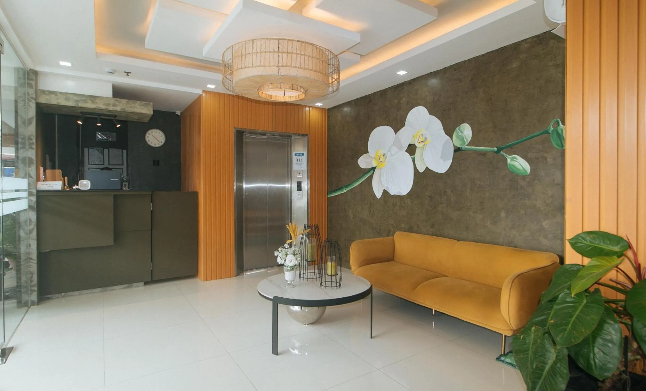 Lobby or reception in Avelida Homes by RedDoorz