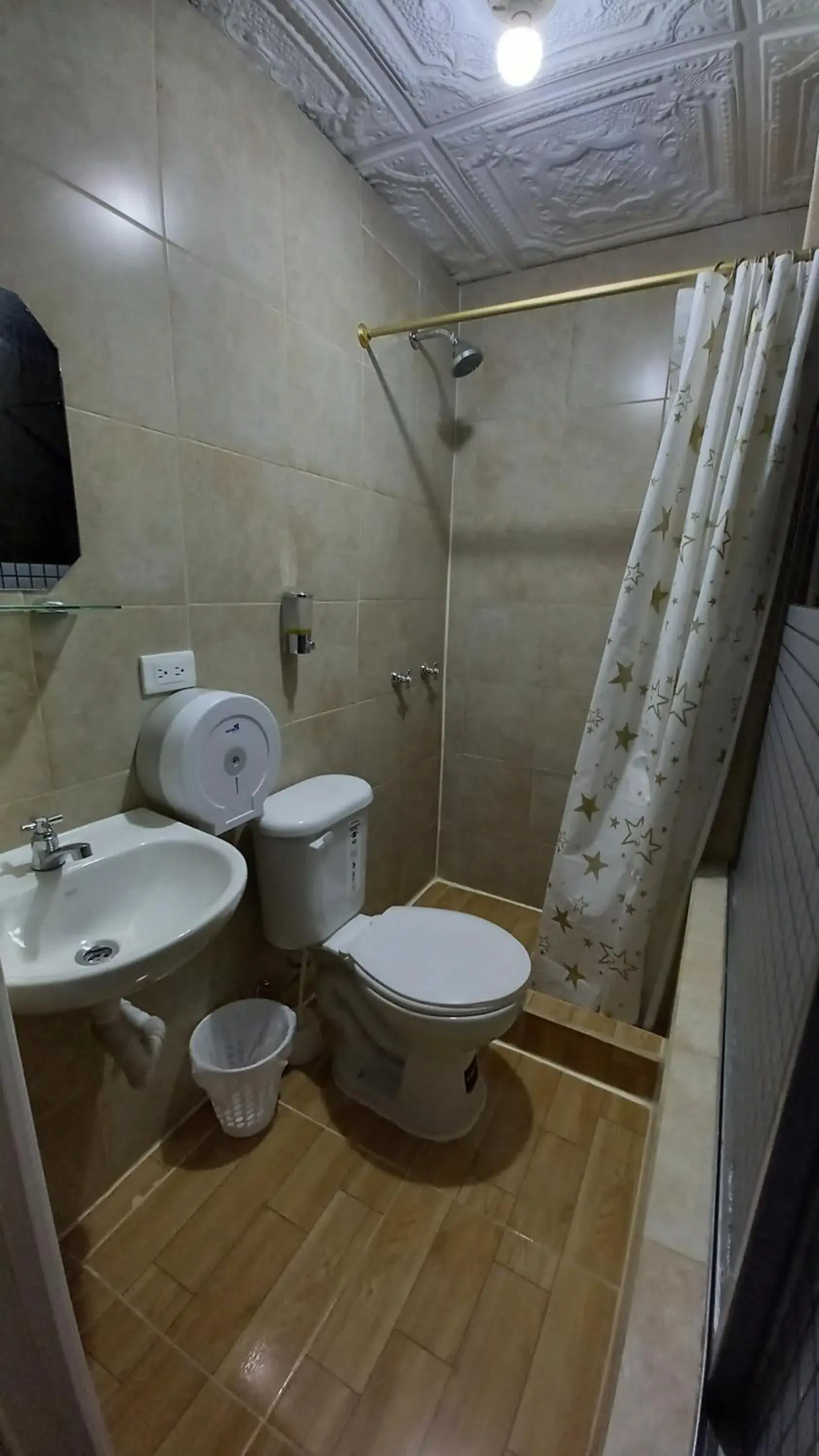 Double Room with Private Bathroom - single occupancy in MANDALA HOSTAL CUENCA Double Room with Private Bathroom - single occupancy in MANDALA HOSTAL CUENCA