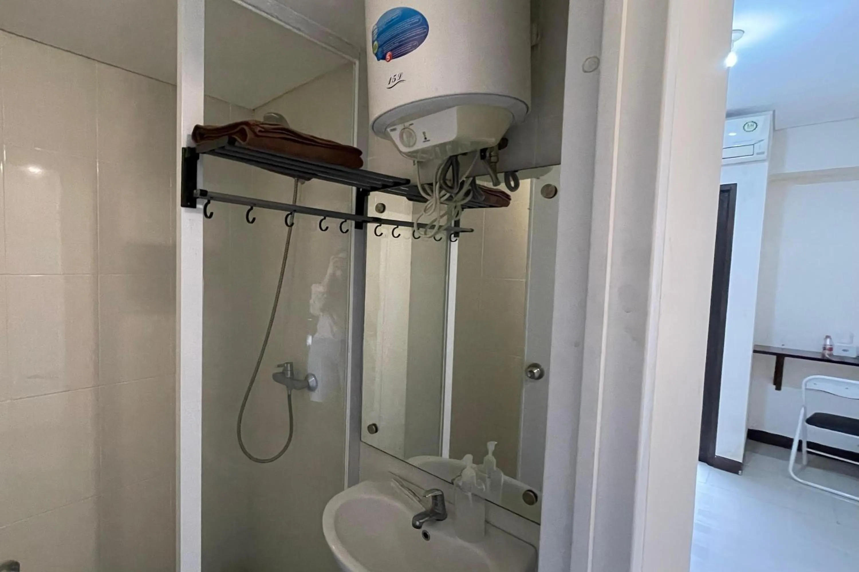Bathroom in Kadina 19 Avenue