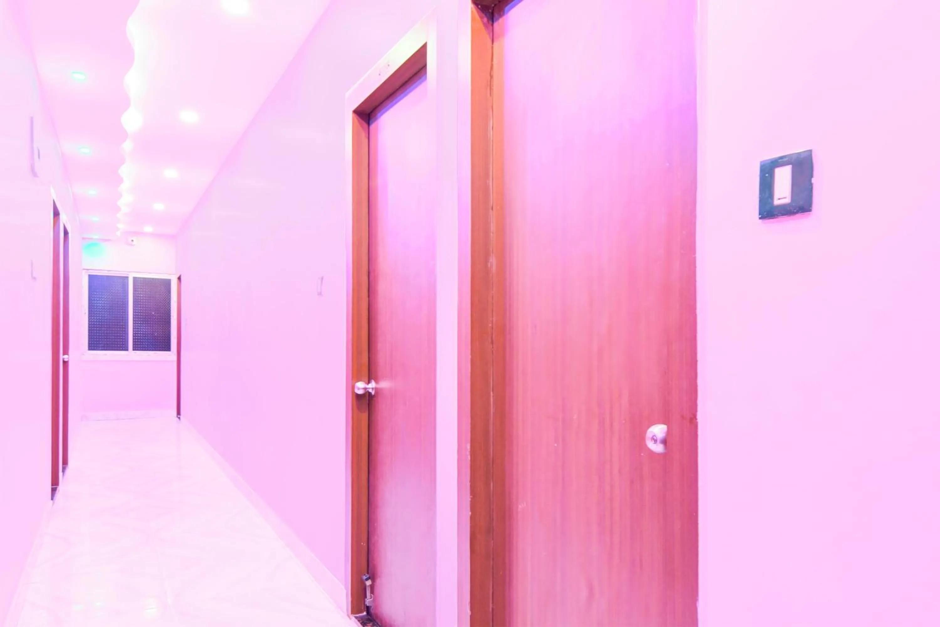 Lobby or reception in Hotel O Golden Queen