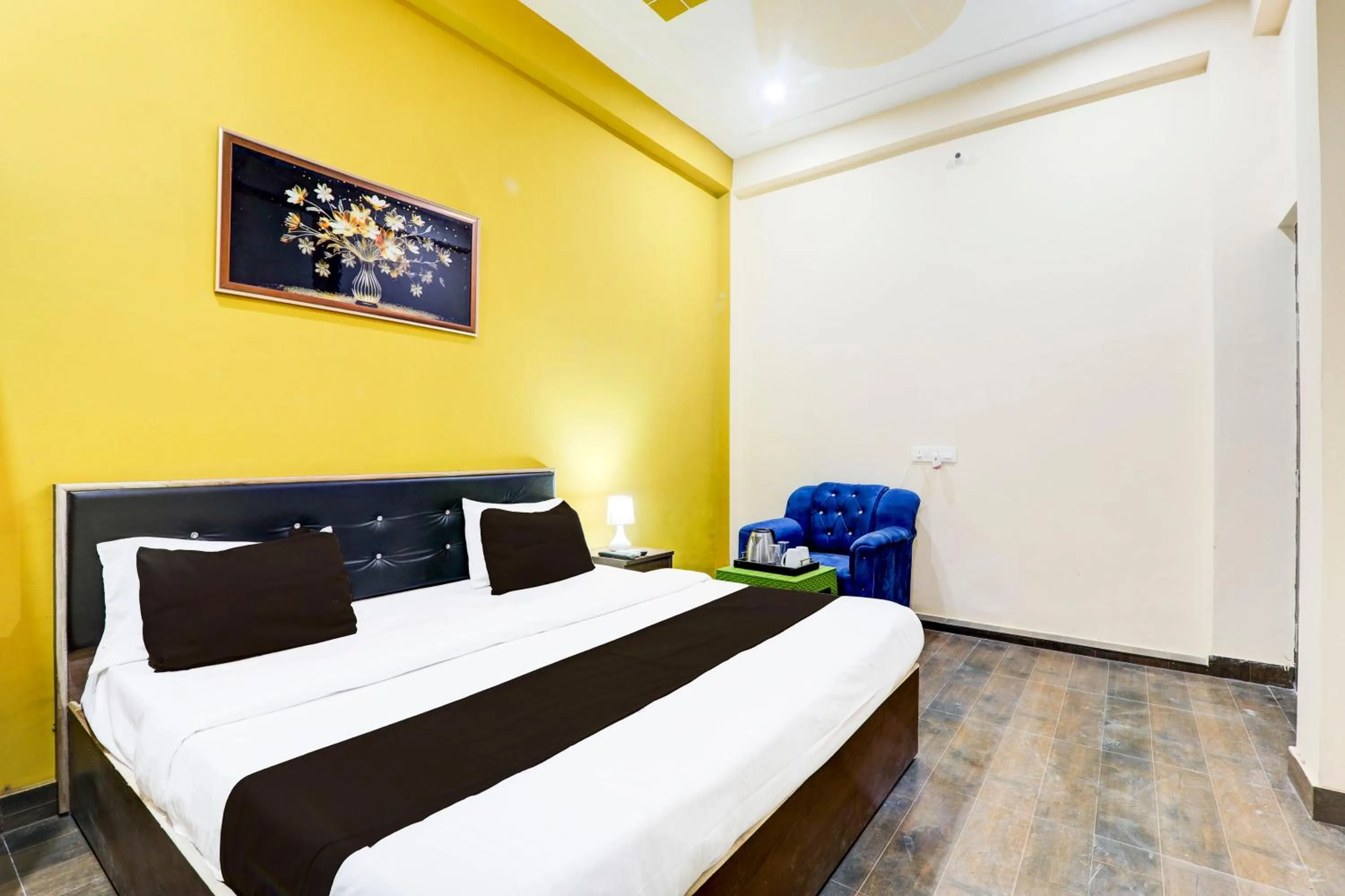 Bedroom, Bed in Super Hotel O Arjun Ganj