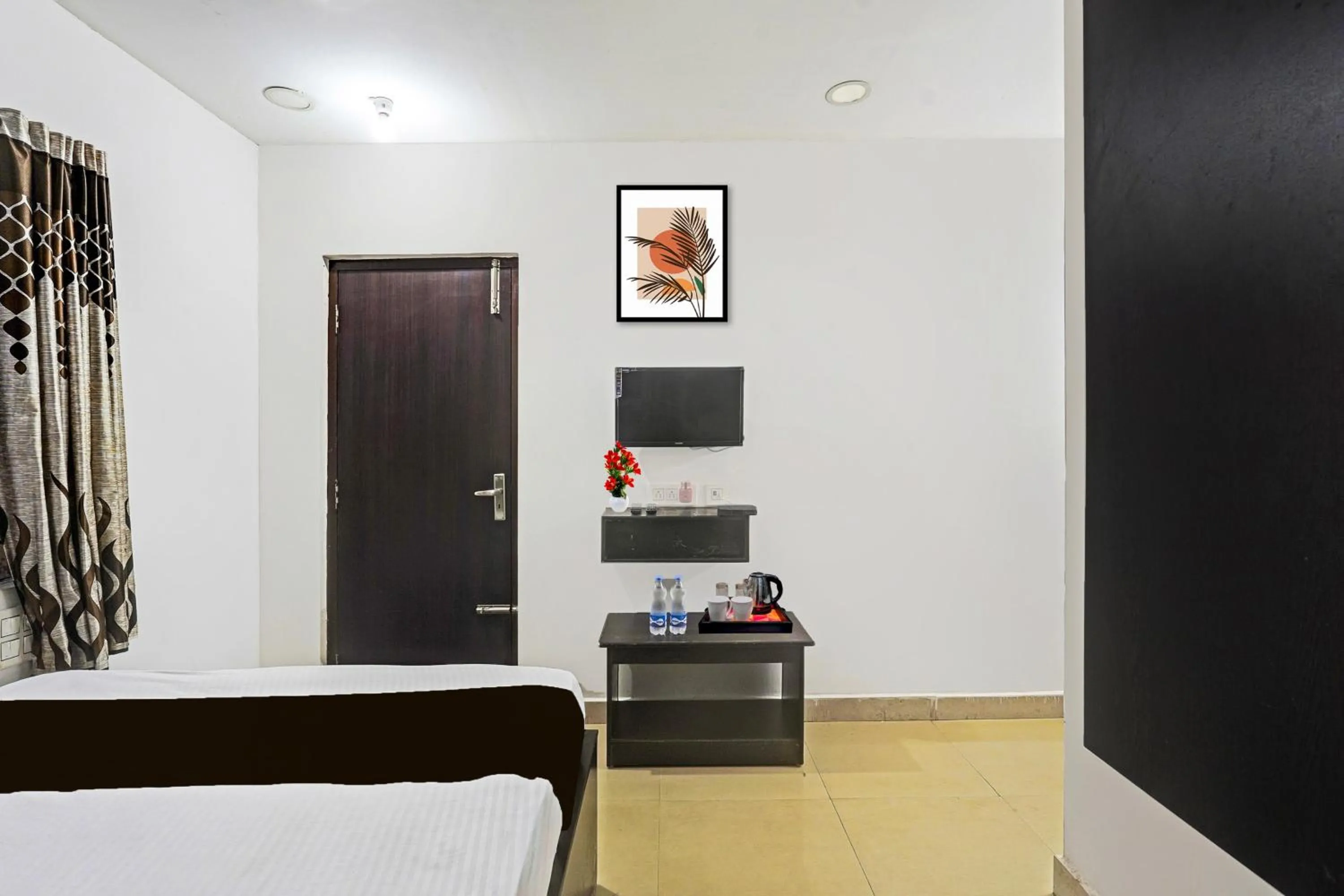 Bedroom, Bed in Collection O Vanamthopu Center Nellore Formerly ESR Guest Inn