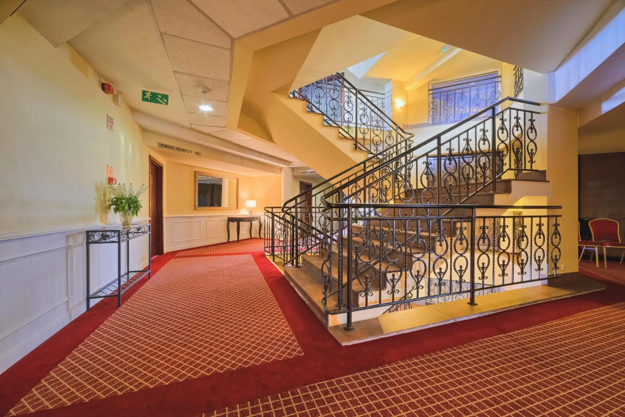 Lobby or reception in Grand Częstochowa