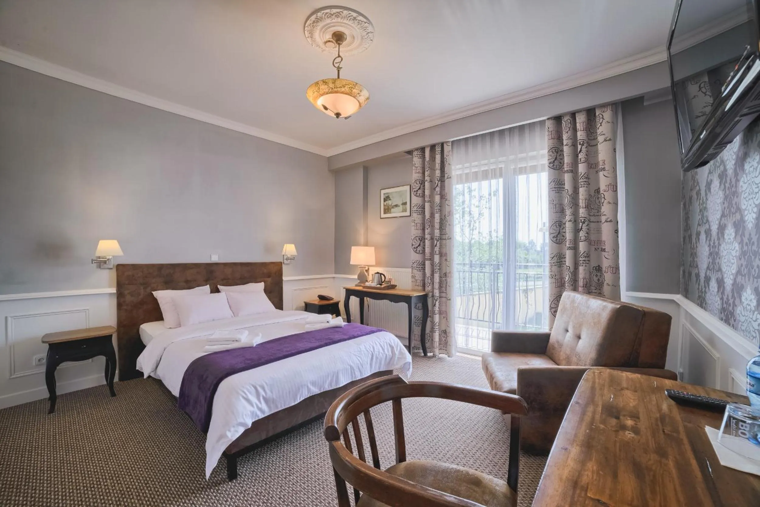 Day, Bed in Grand Częstochowa