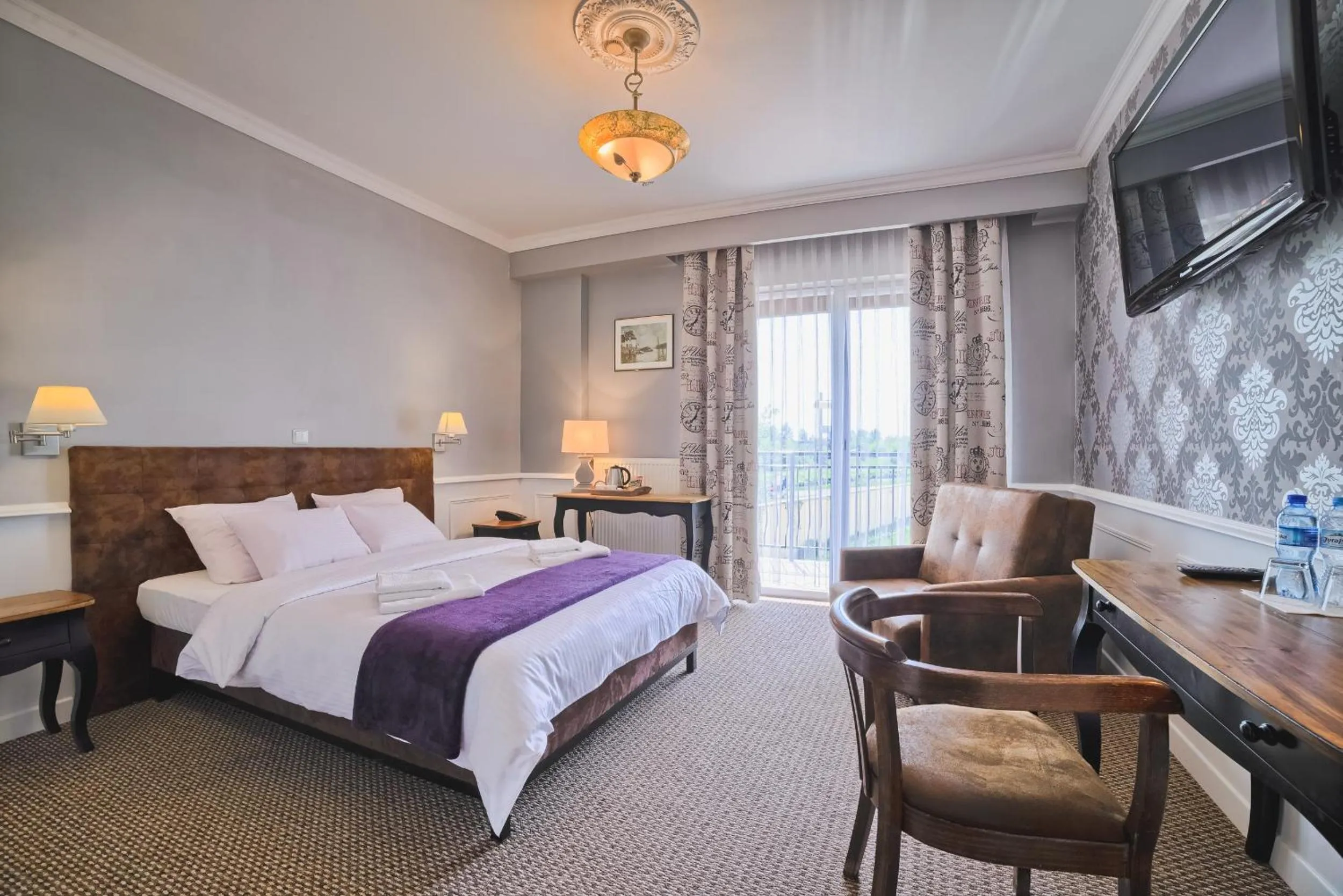 Day, Bed in Grand Częstochowa