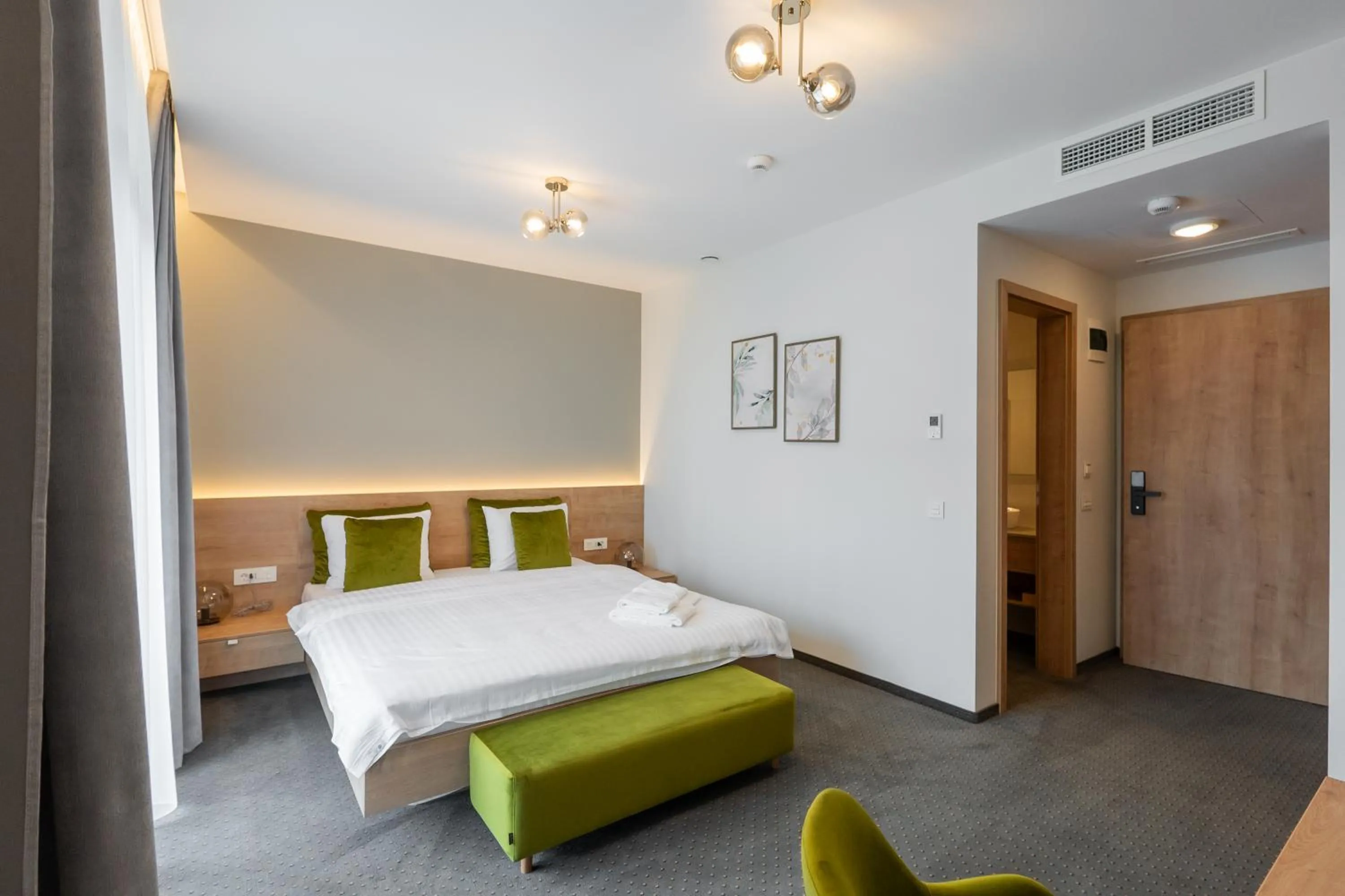 Bed in No Pardon Hotel