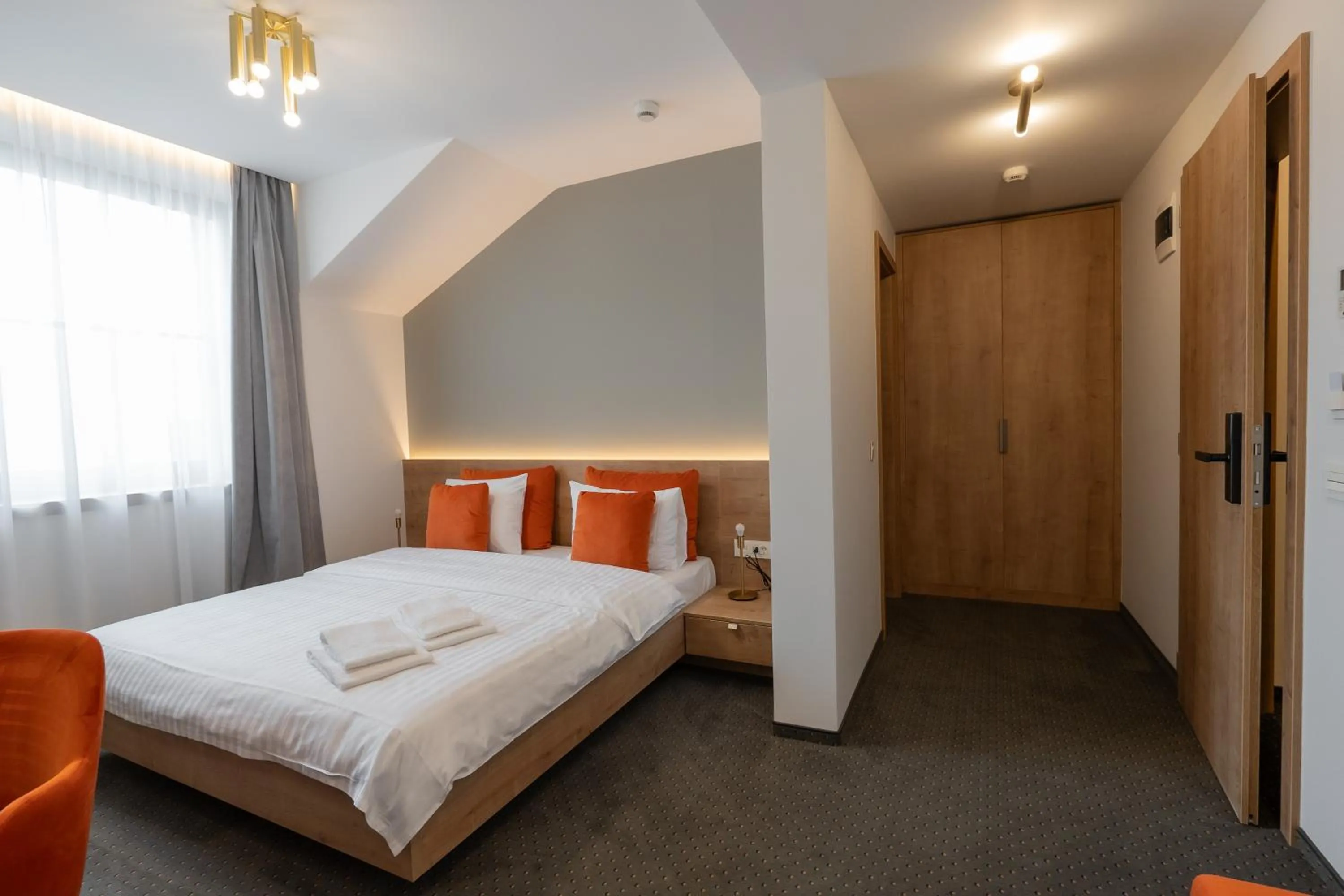 Bed in No Pardon Hotel