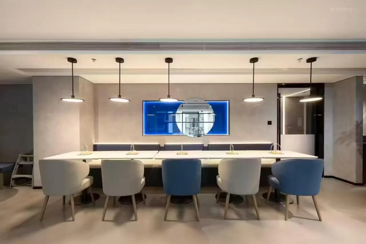 Atour Light Hotel Wuxi Nanchang Street Sanyang Plaza
