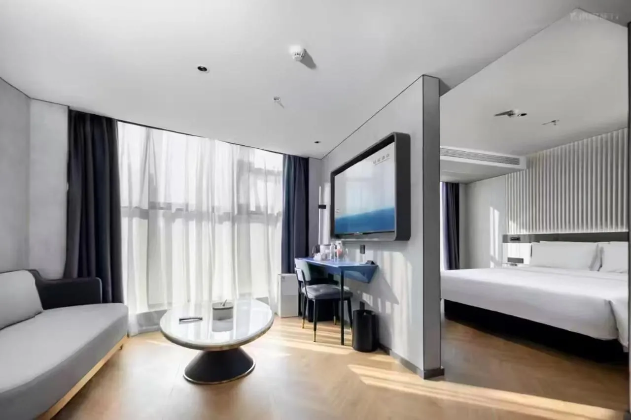 Atour Light Hotel Wuxi Nanchang Street Sanyang Plaza