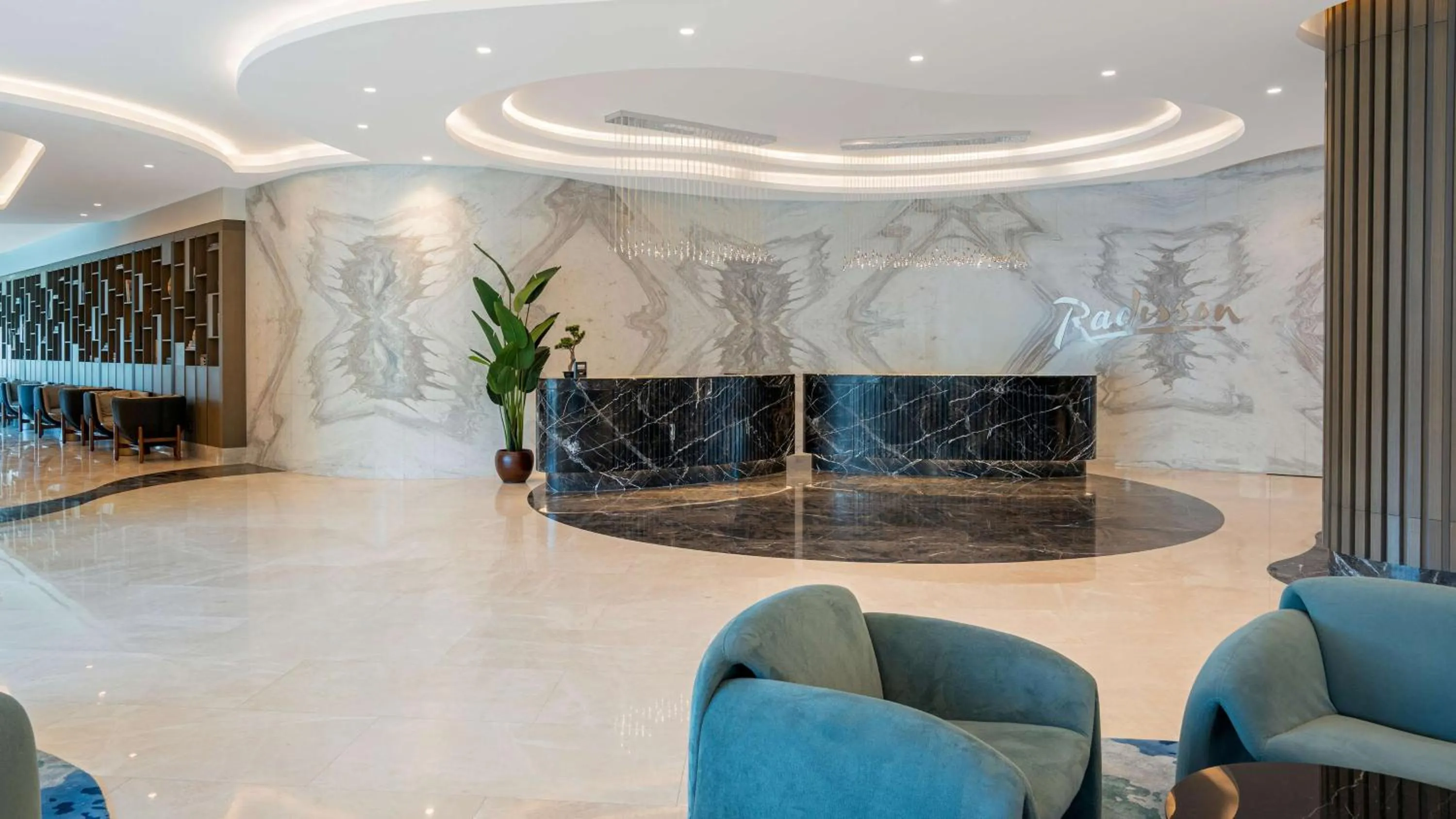 Lobby or reception in Radisson Hotel Istanbul Merter