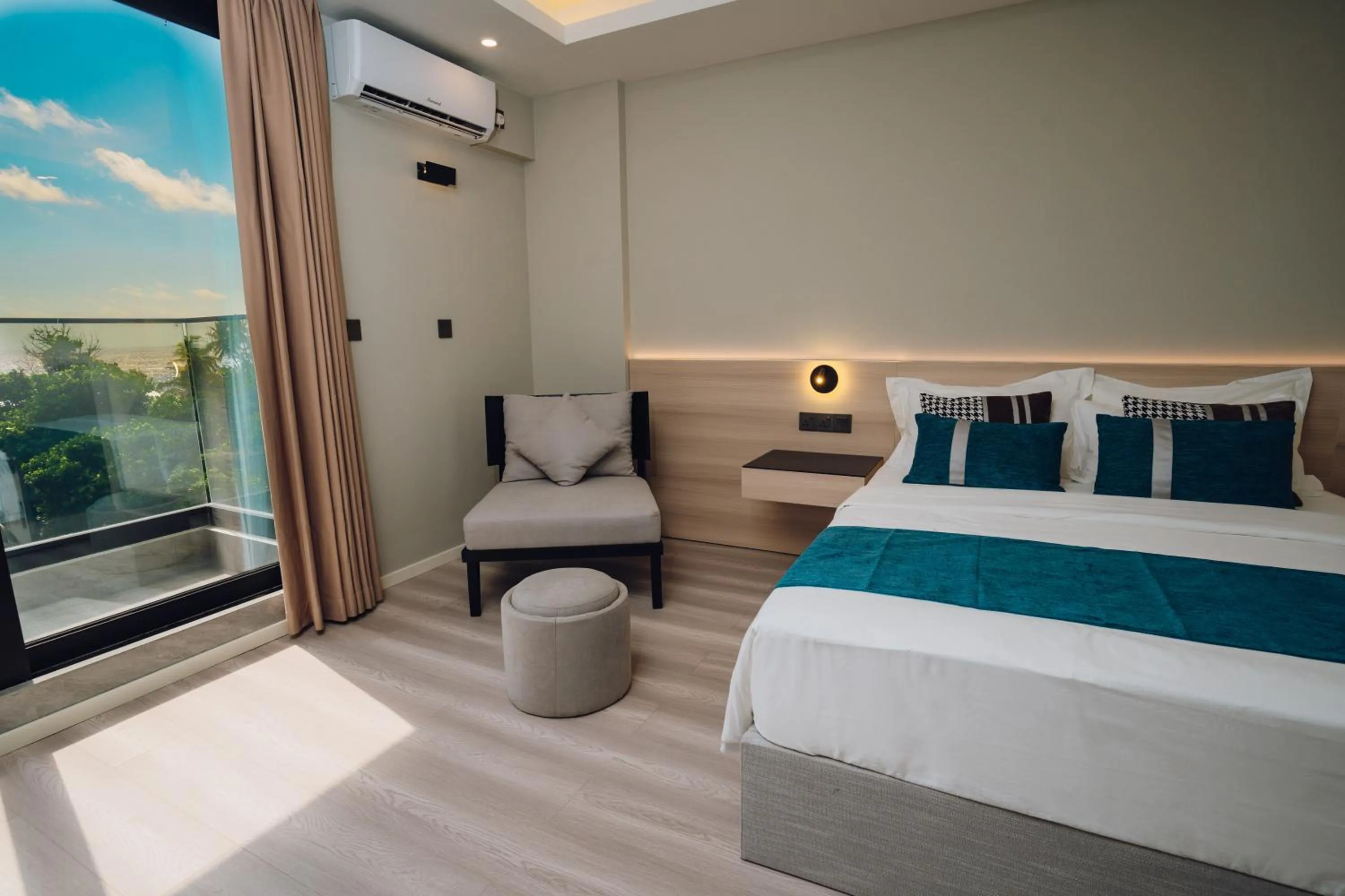 Bed in Ocean Pearl Fuvahmulah