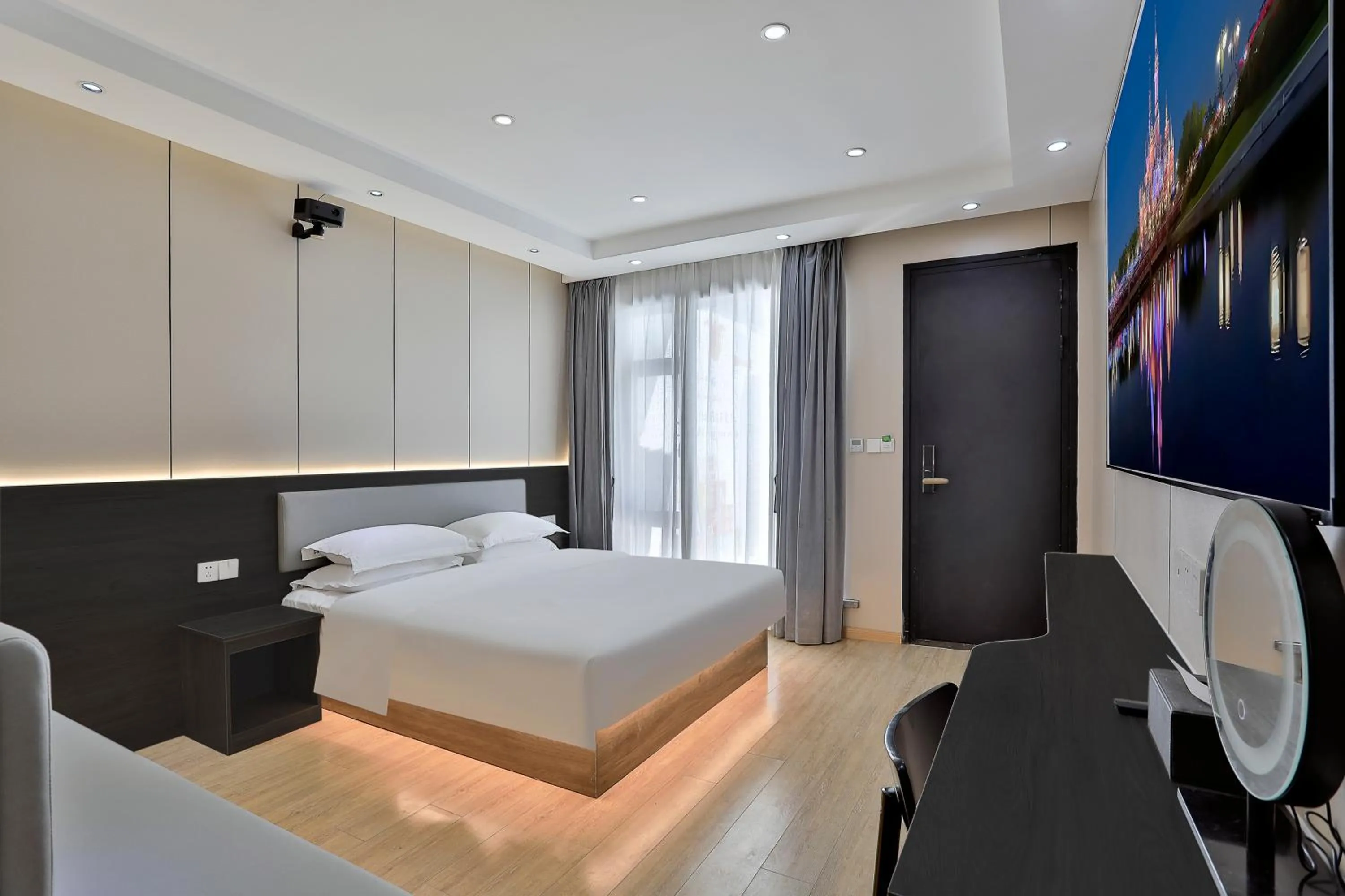 Small Double Room in Yinshu Lunasvilla Courtyard Garden Resort Hotel